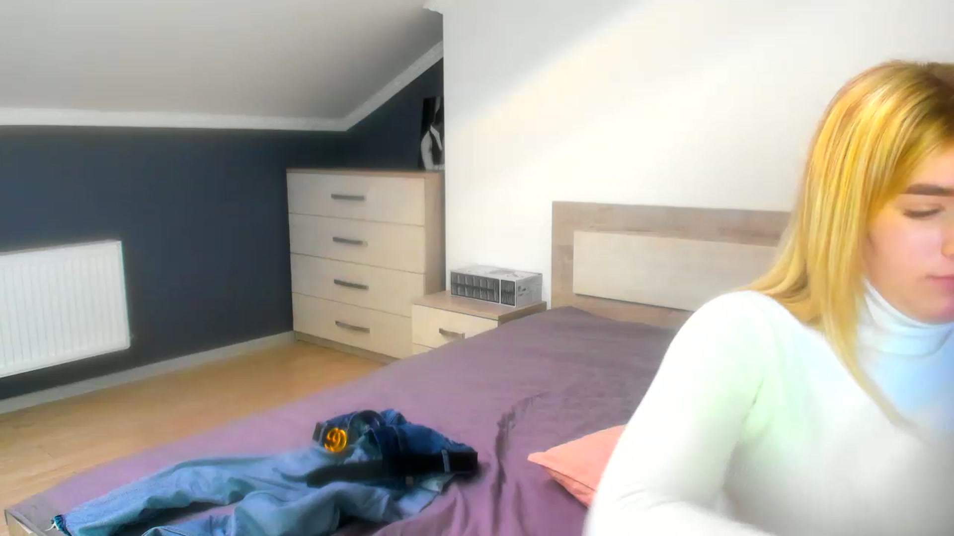 Gallery image thumbnail from Jane_Cooper's myfreecams stream on, 01/02/2023, 10:42 image 9 of 20