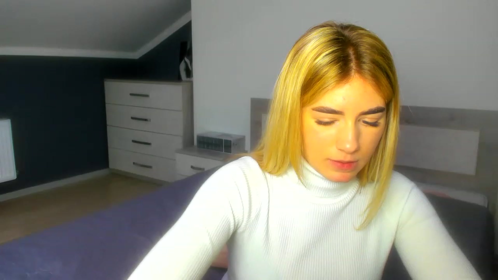 Gallery image thumbnail from Jane_Cooper's myfreecams stream on, 01/02/2023, 12:01 image 12 of 20