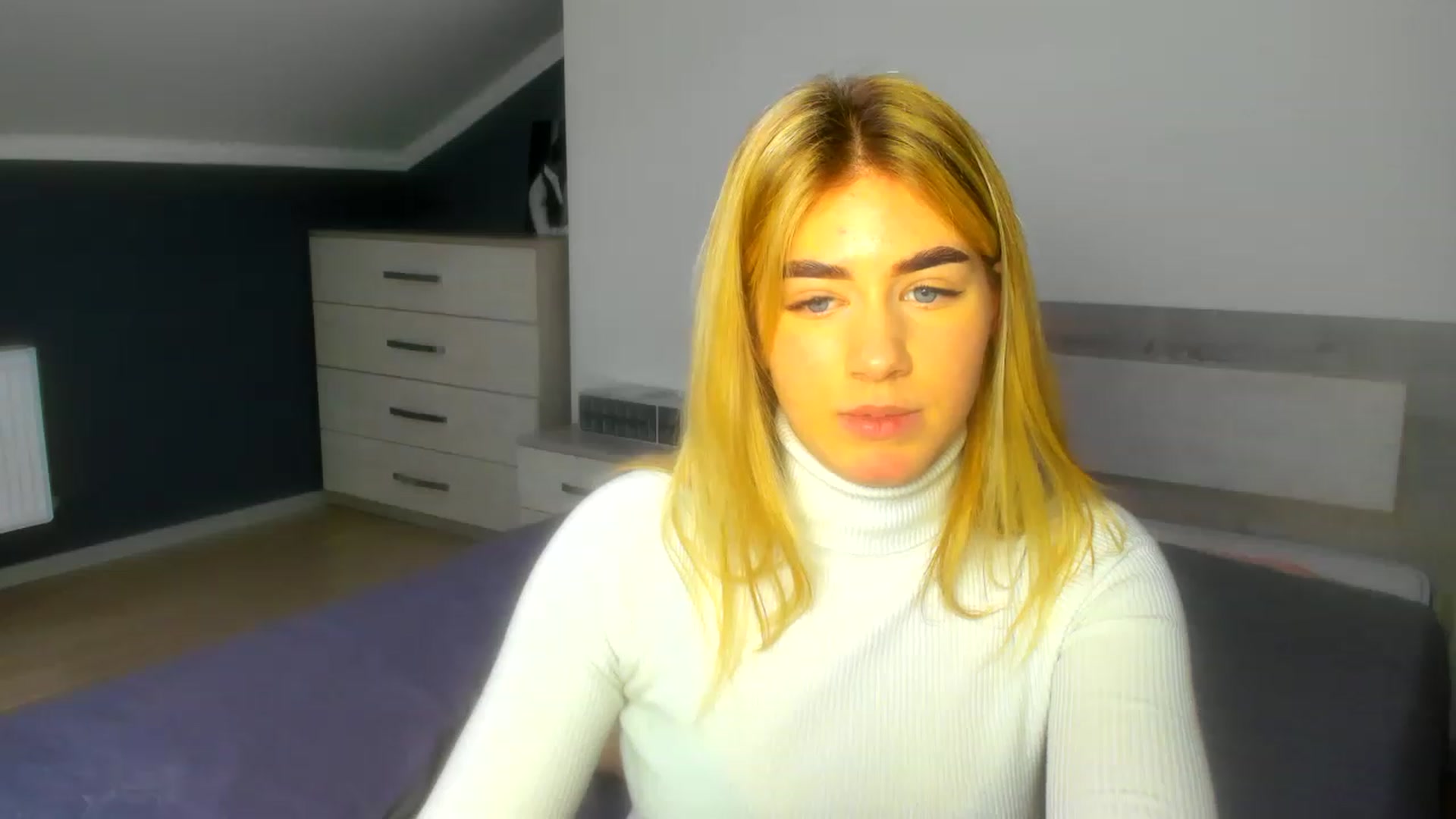 Gallery image thumbnail from Jane_Cooper's myfreecams stream on, 01/02/2023, 12:01 image 17 of 20