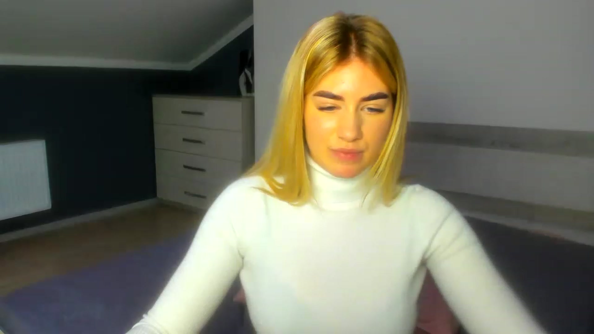 Gallery image thumbnail from Jane_Cooper's myfreecams stream on, 01/02/2023, 12:01 image 4 of 20