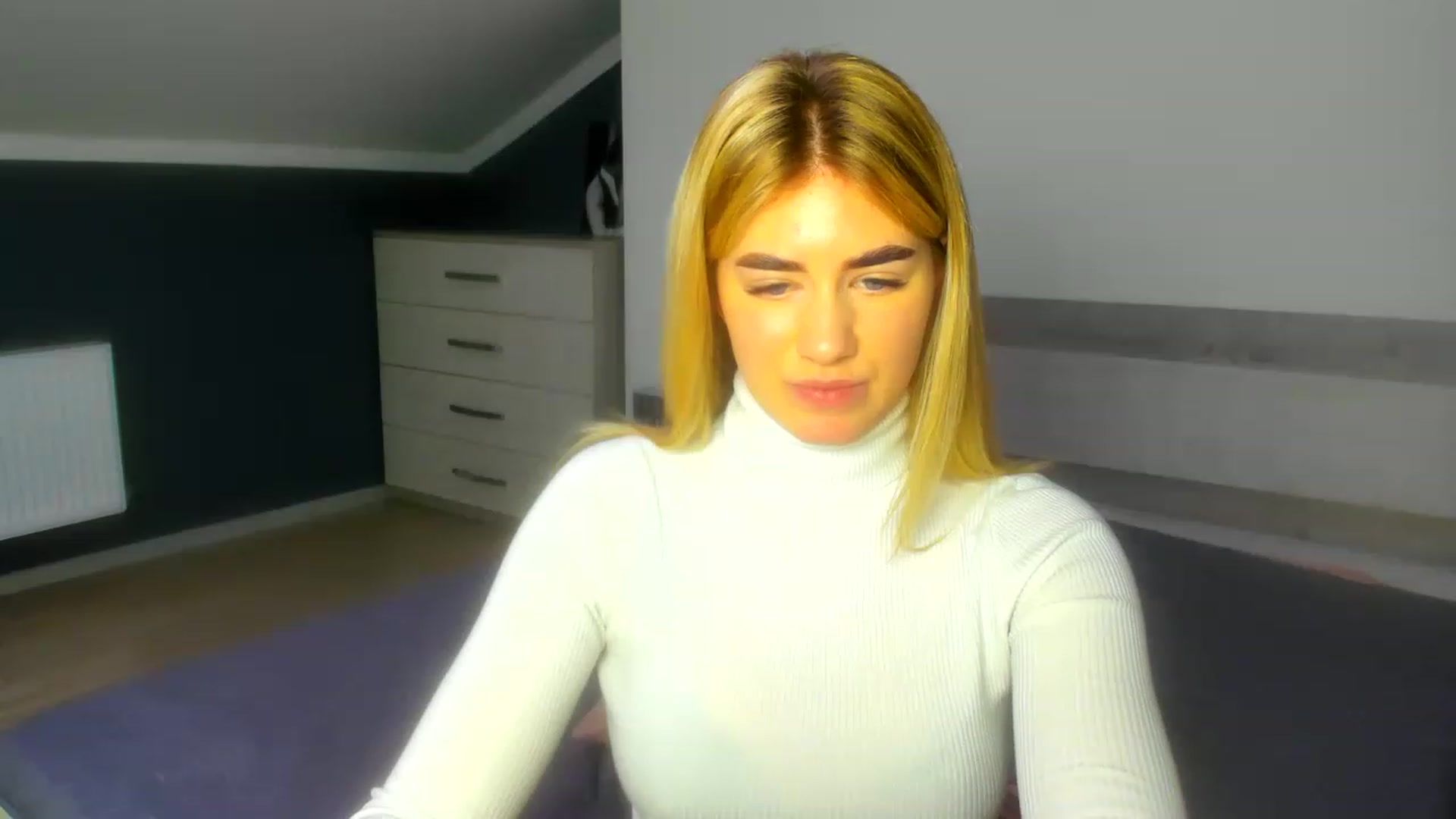 Gallery image thumbnail from Jane_Cooper's myfreecams stream on, 01/02/2023, 12:01 image 10 of 20