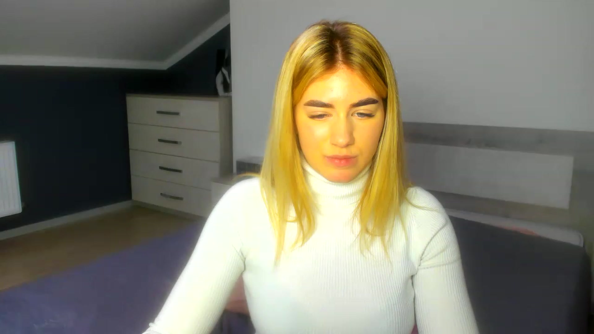 Gallery image thumbnail from Jane_Cooper's myfreecams stream on, 01/02/2023, 12:01 image 18 of 20