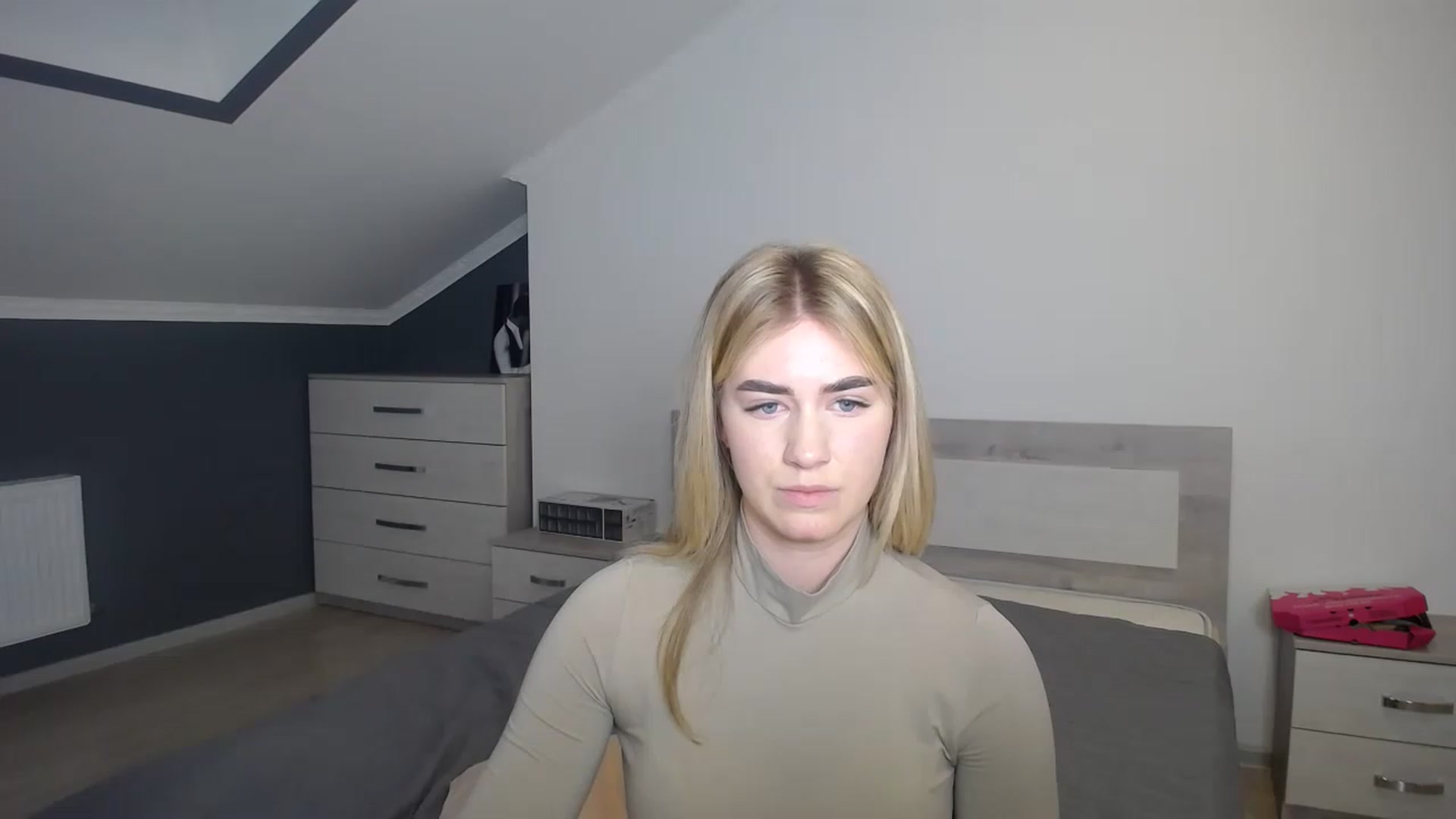 Gallery image thumbnail from Jane_Cooper's myfreecams stream on, 01/03/2023, 15:34 image 13 of 20
