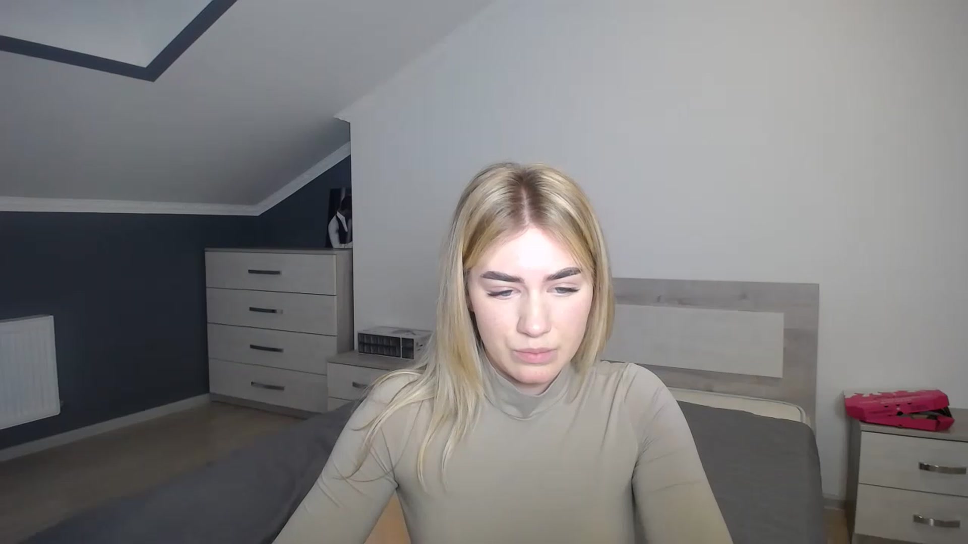 Gallery image thumbnail from Jane_Cooper's myfreecams stream on, 01/03/2023, 15:34 image 16 of 20