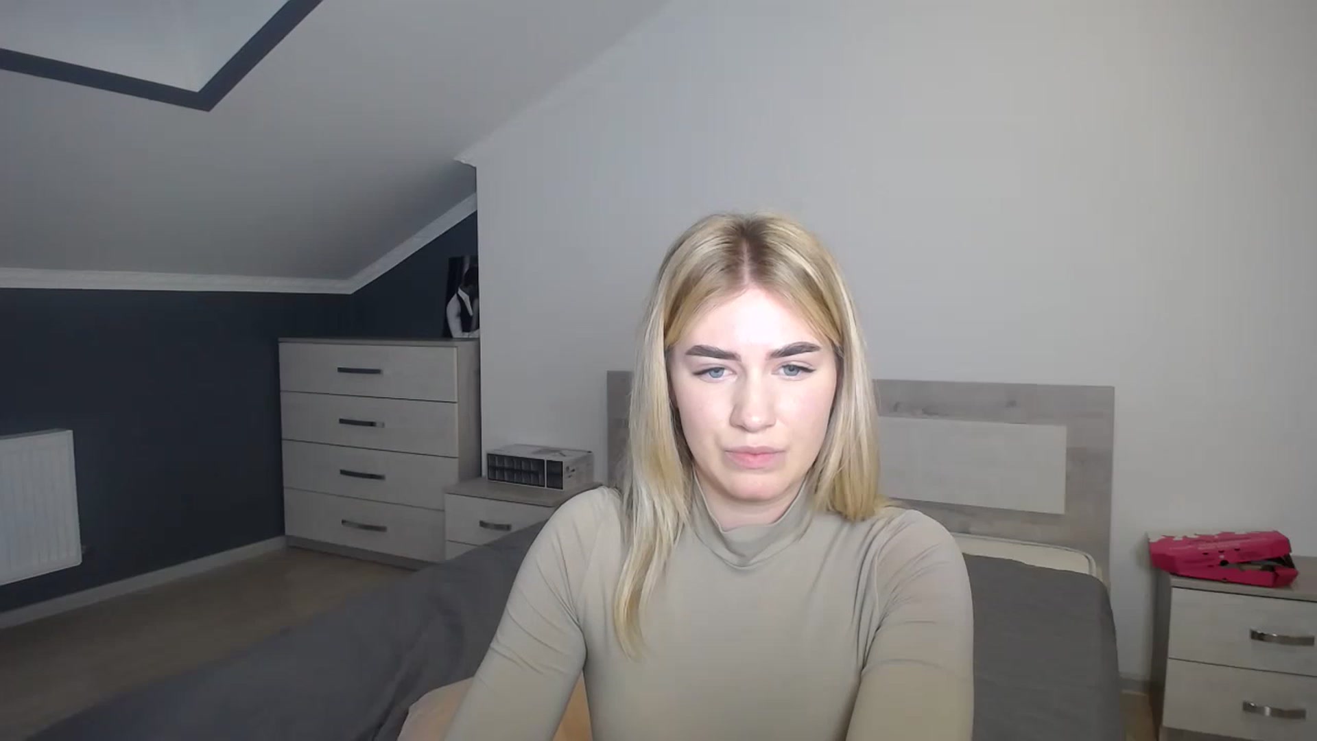 Gallery image thumbnail from Jane_Cooper's myfreecams stream on, 01/03/2023, 15:34 image 5 of 20