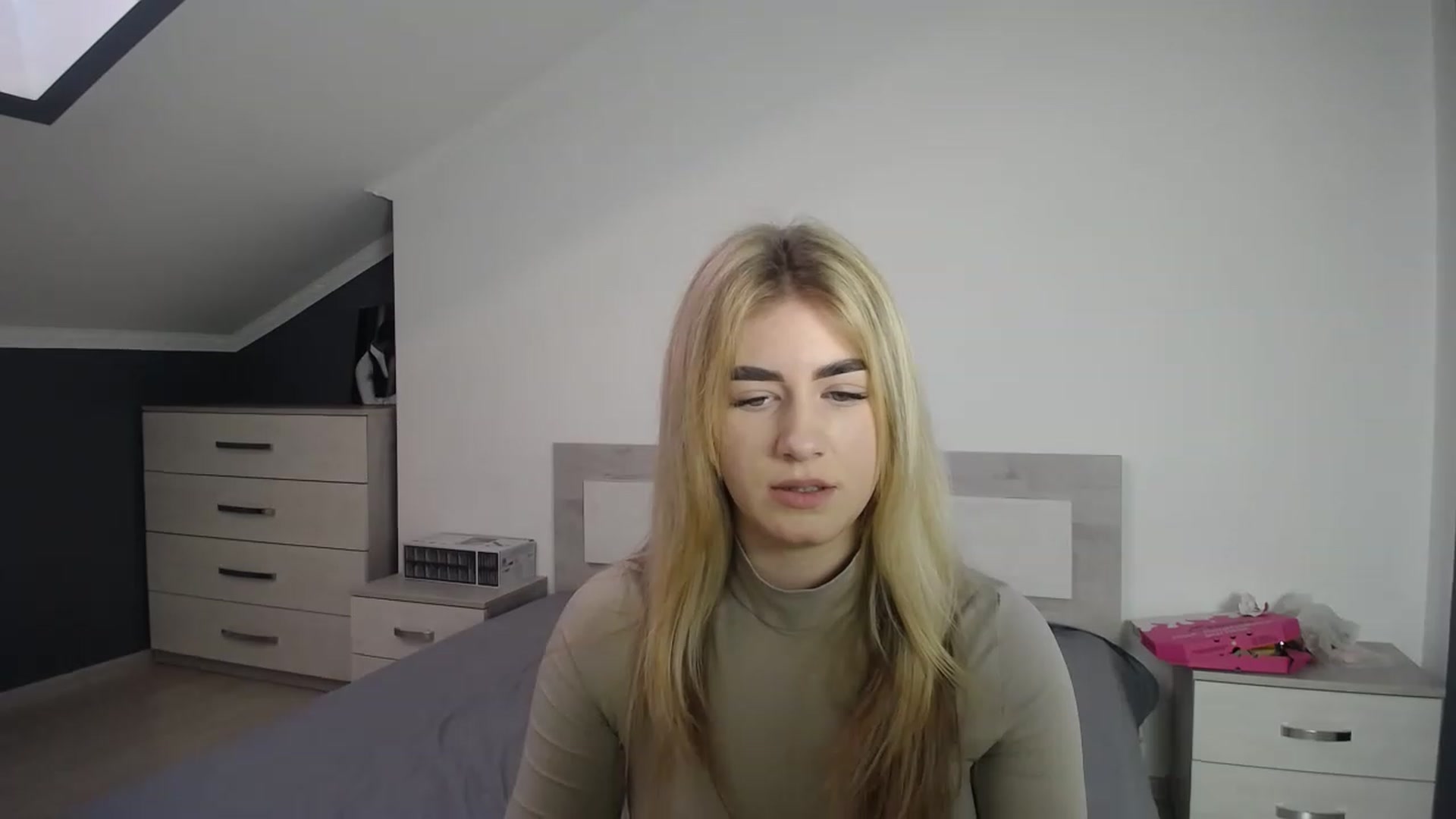 Gallery image thumbnail from Jane_Cooper's myfreecams stream on, 01/04/2023, 08:28 image 4 of 20