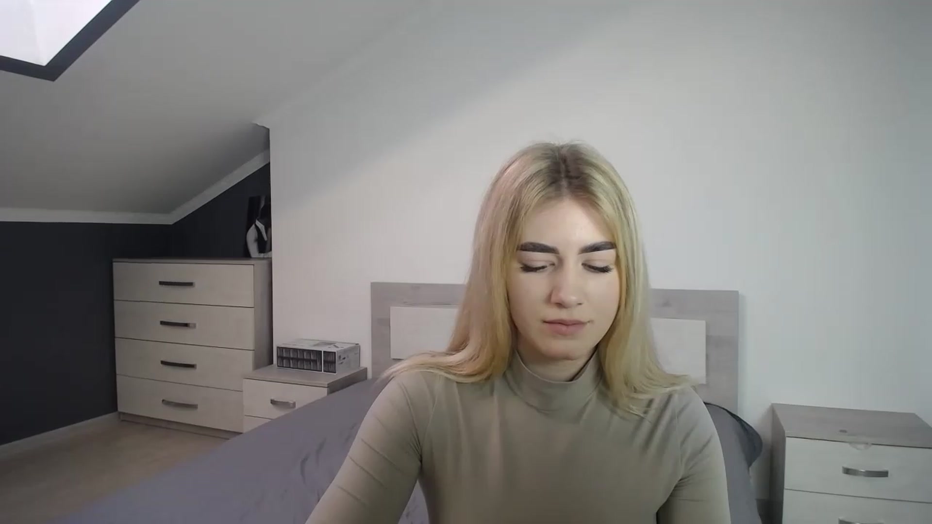 Gallery image thumbnail from Jane_Cooper's myfreecams stream on, 01/04/2023, 08:28 image 14 of 20
