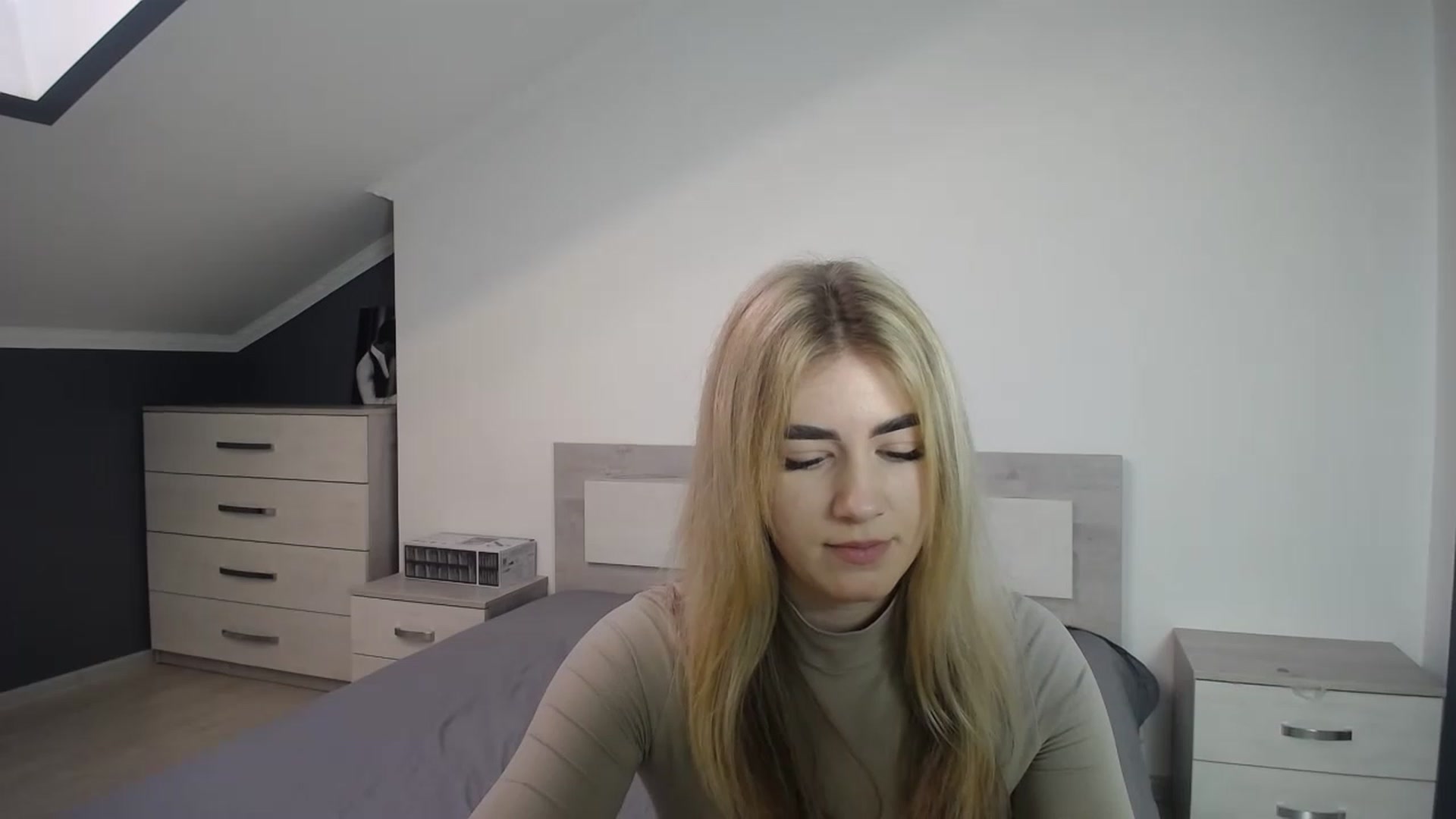 Gallery image thumbnail from Jane_Cooper's myfreecams stream on, 01/04/2023, 08:28 image 6 of 20
