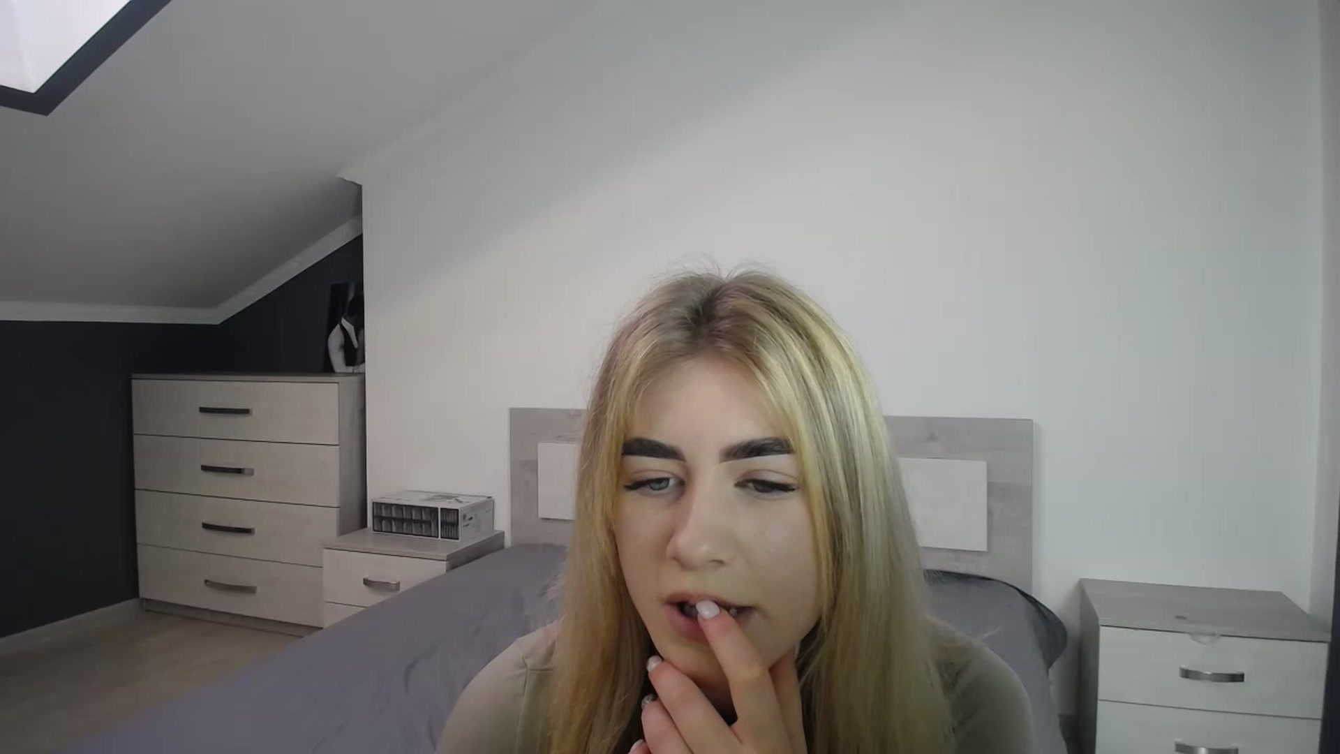 Gallery image thumbnail from Jane_Cooper's myfreecams stream on, 01/04/2023, 08:28 image 7 of 20