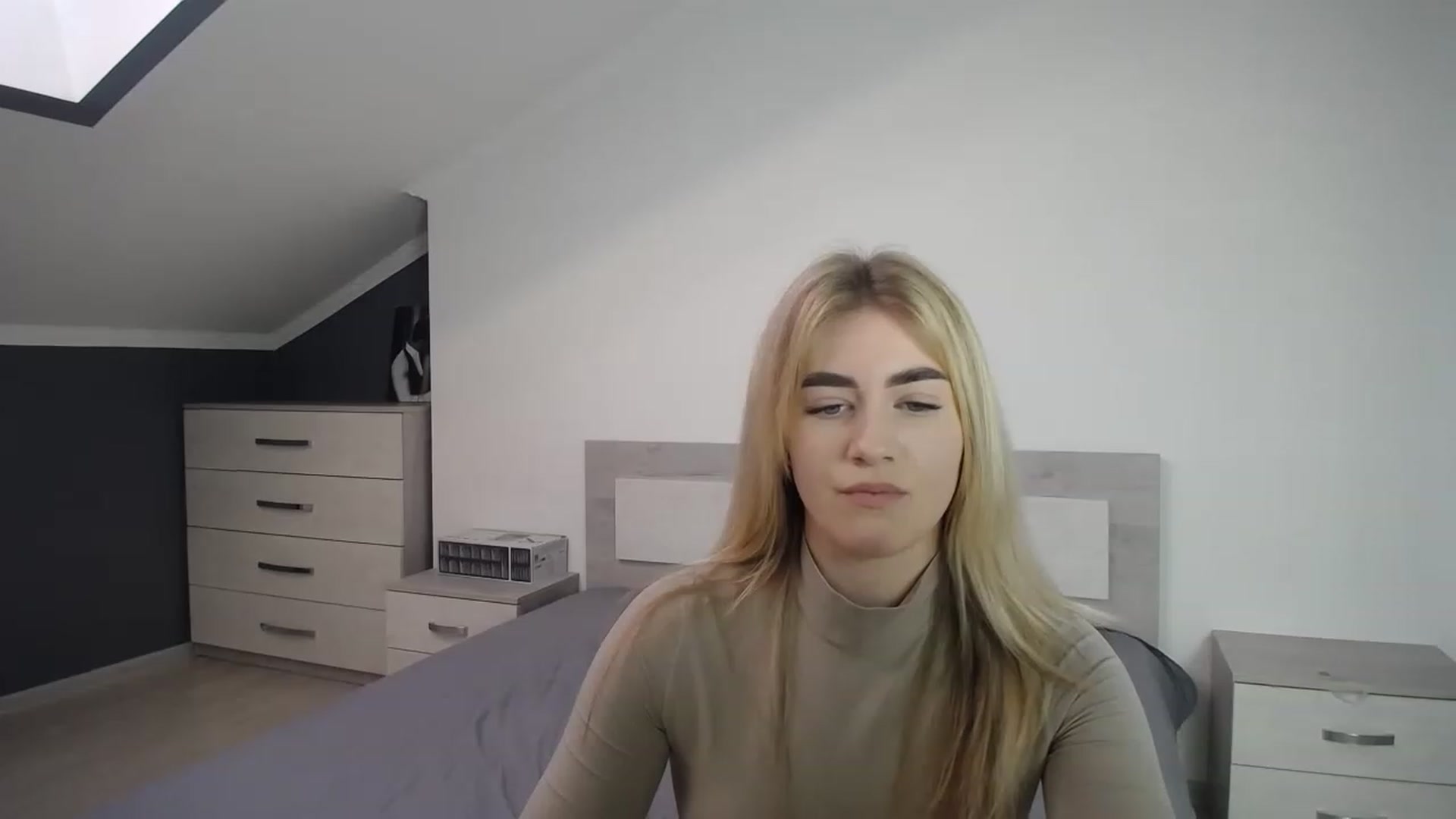 Gallery image thumbnail from Jane_Cooper's myfreecams stream on, 01/04/2023, 08:28 image 17 of 20