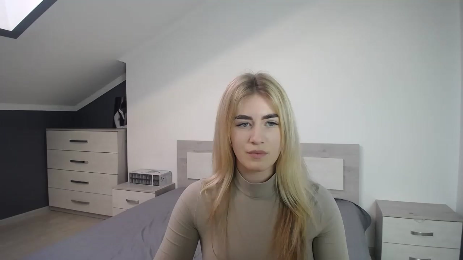 Gallery image thumbnail from Jane_Cooper's myfreecams stream on, 01/04/2023, 08:28 image 18 of 20