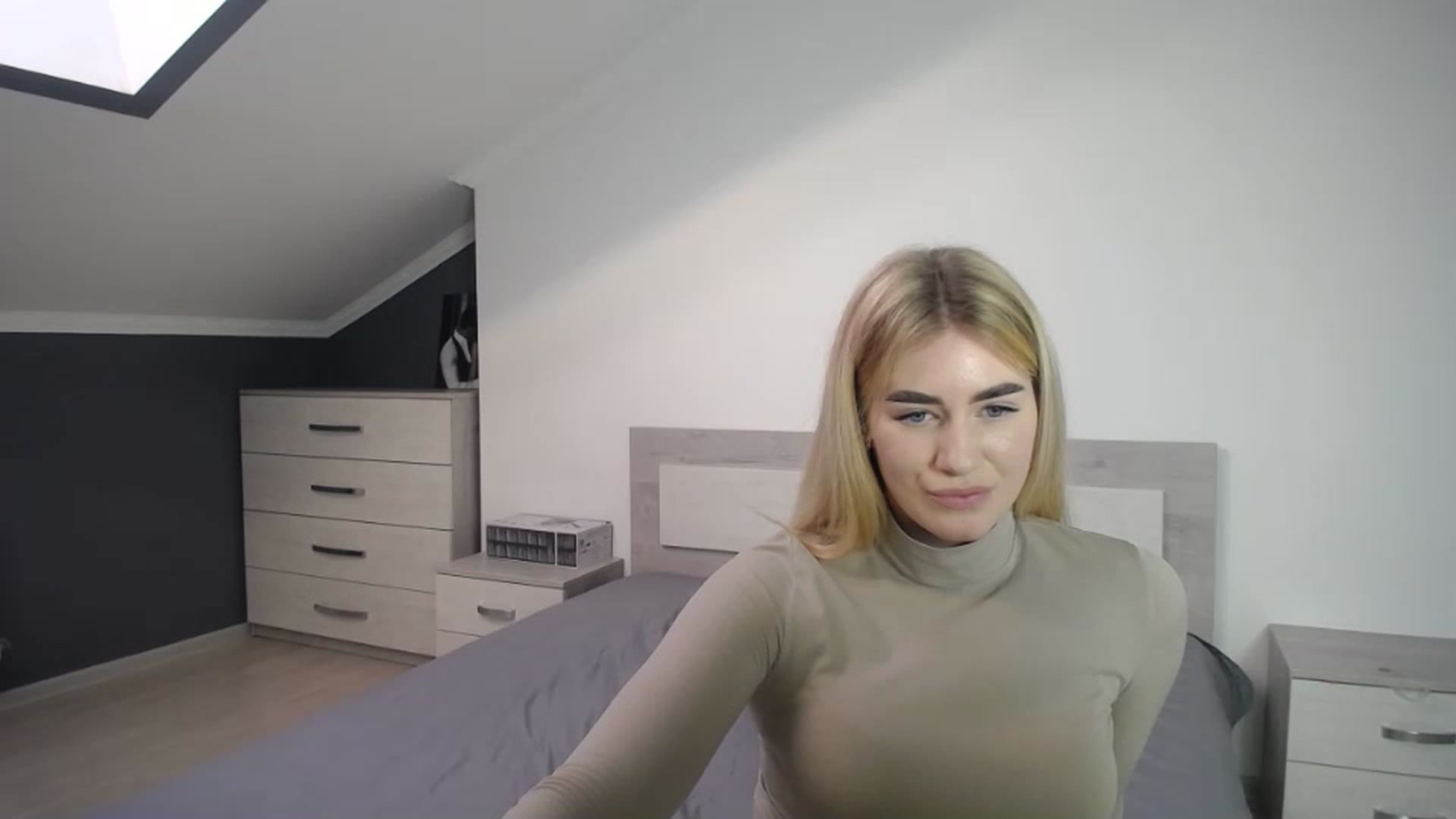 Gallery image thumbnail from Jane_Cooper's myfreecams stream on, 01/04/2023, 10:03 image 5 of 20