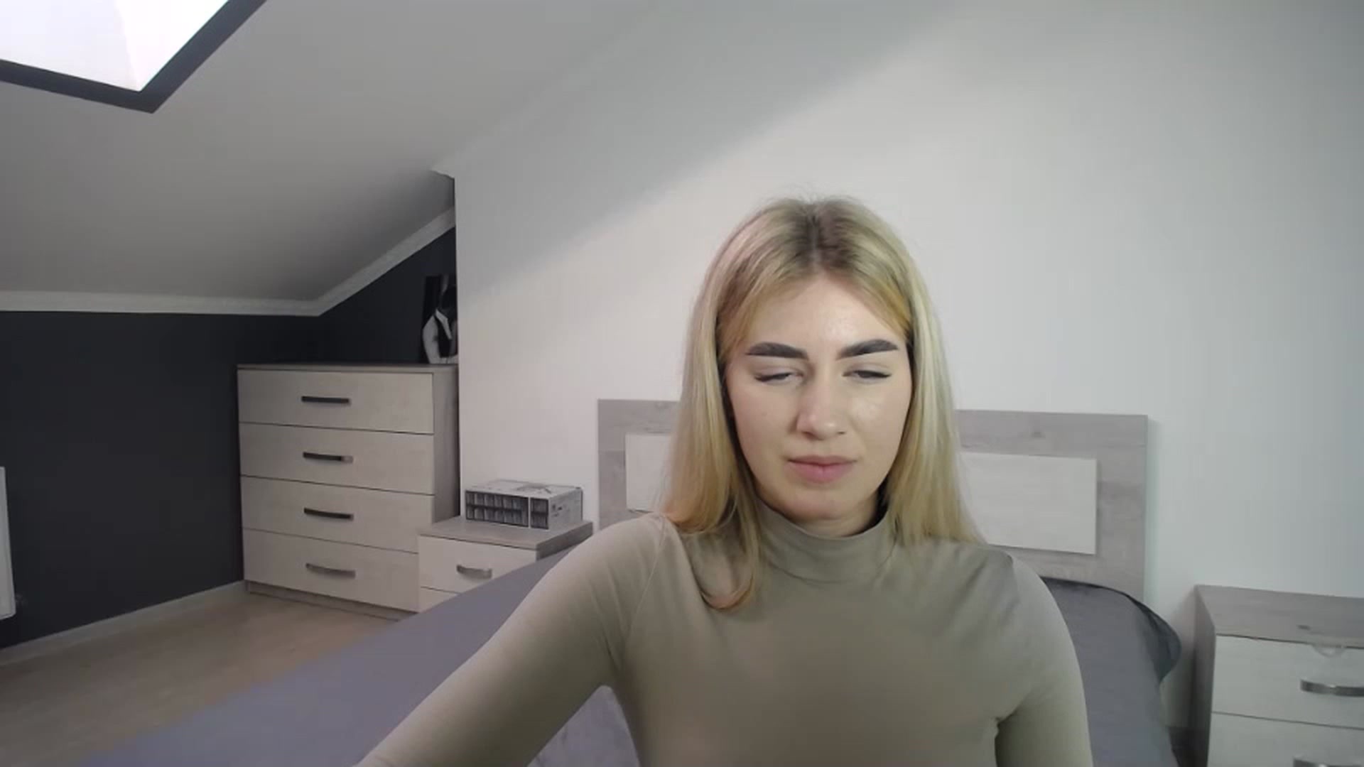 Gallery image thumbnail from Jane_Cooper's myfreecams stream on, 01/04/2023, 10:03 image 1 of 20