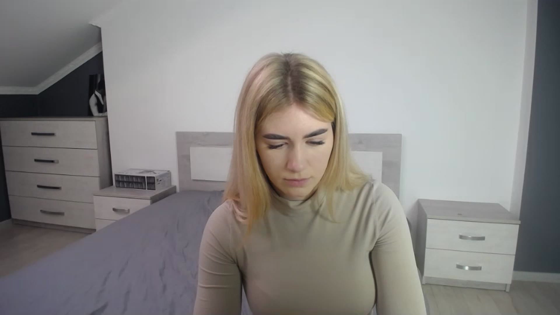 Gallery image thumbnail from Jane_Cooper's myfreecams stream on, 01/04/2023, 12:05 image 3 of 20