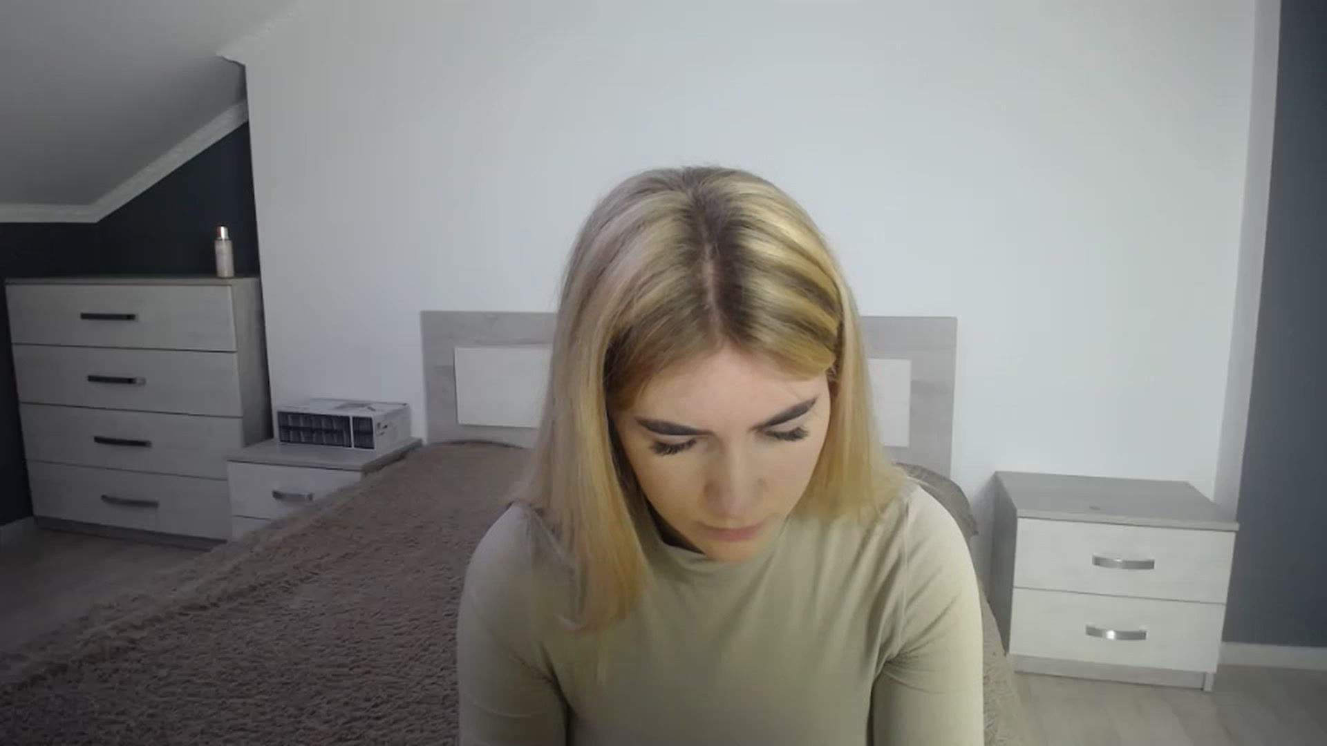 Gallery image thumbnail from Jane_Cooper's myfreecams stream on, 01/04/2023, 12:05 image 14 of 20