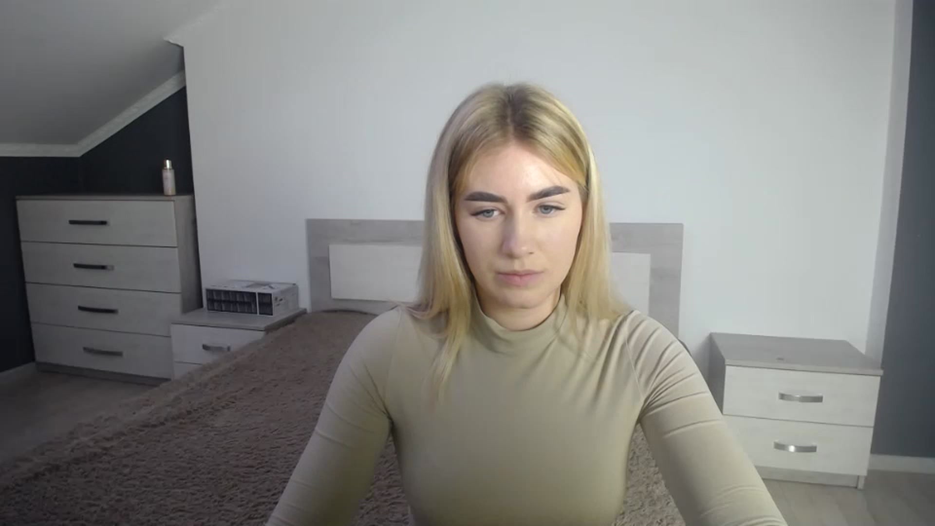 Gallery image thumbnail from Jane_Cooper's myfreecams stream on, 01/04/2023, 12:05 image 15 of 20