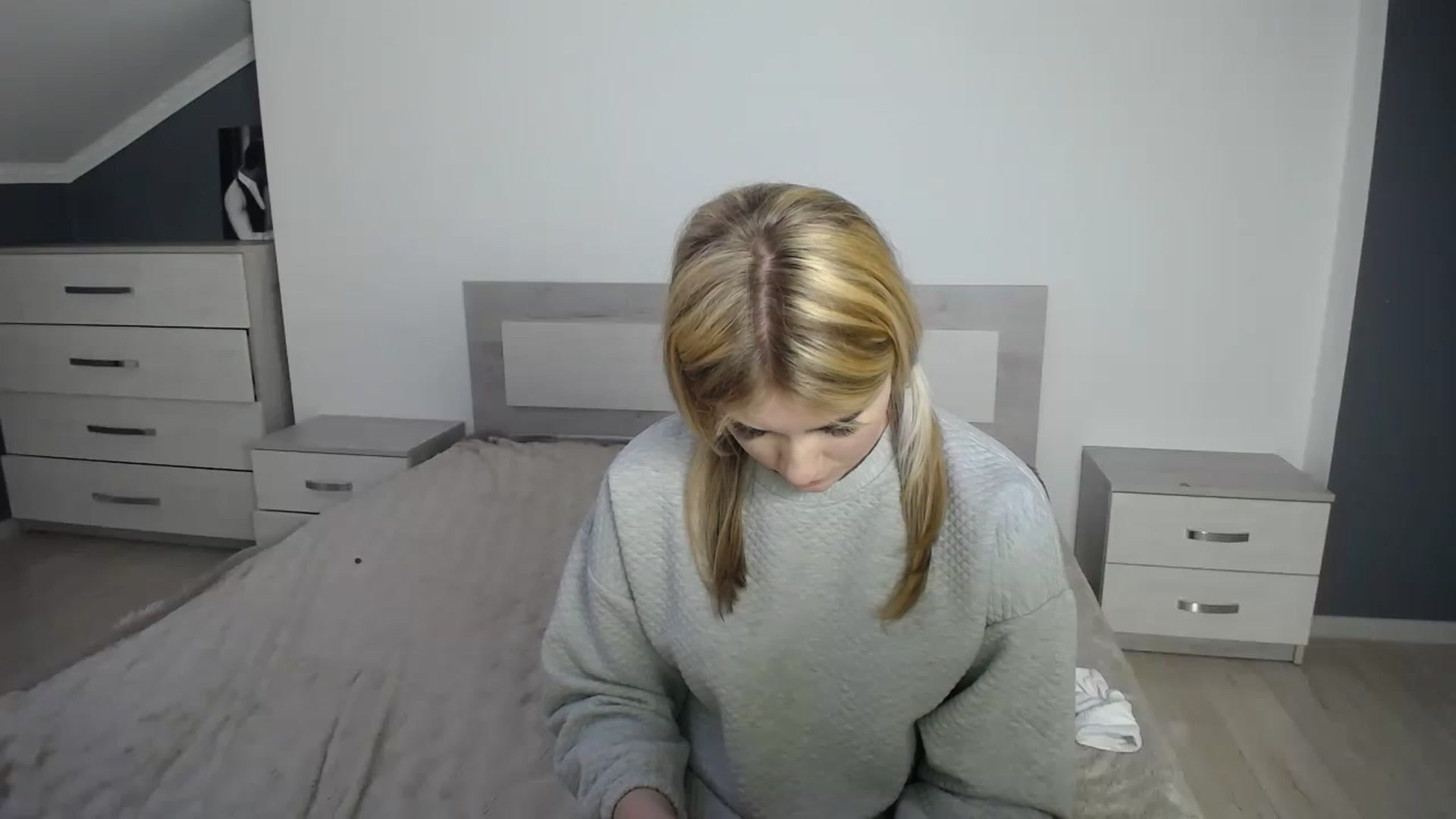 Gallery image thumbnail from Jane_Cooper's myfreecams stream on, 01/05/2023, 13:55 image 12 of 20