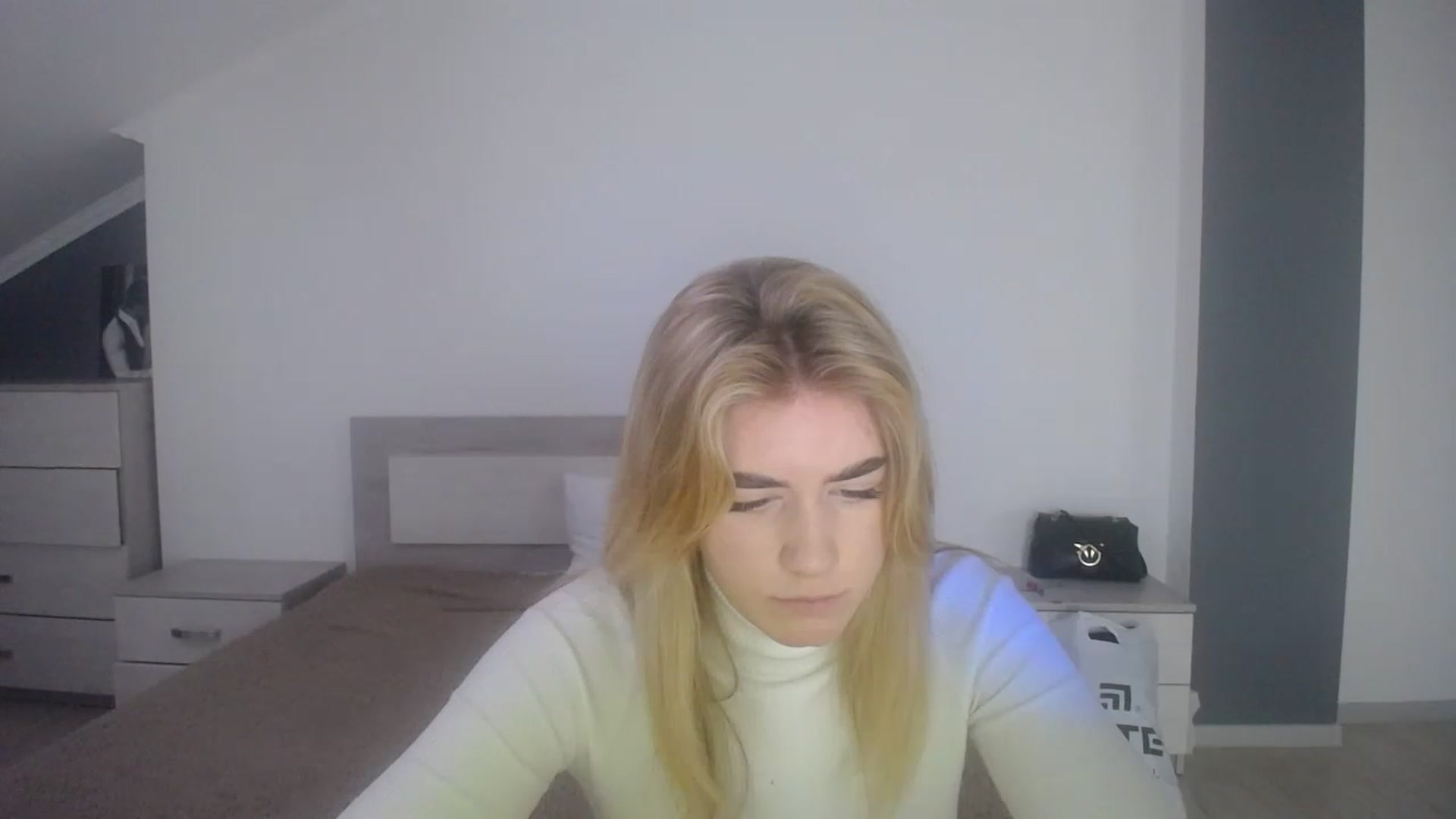 Gallery image thumbnail from Jane_Cooper's myfreecams stream on, 01/06/2023, 08:53 image 2 of 20