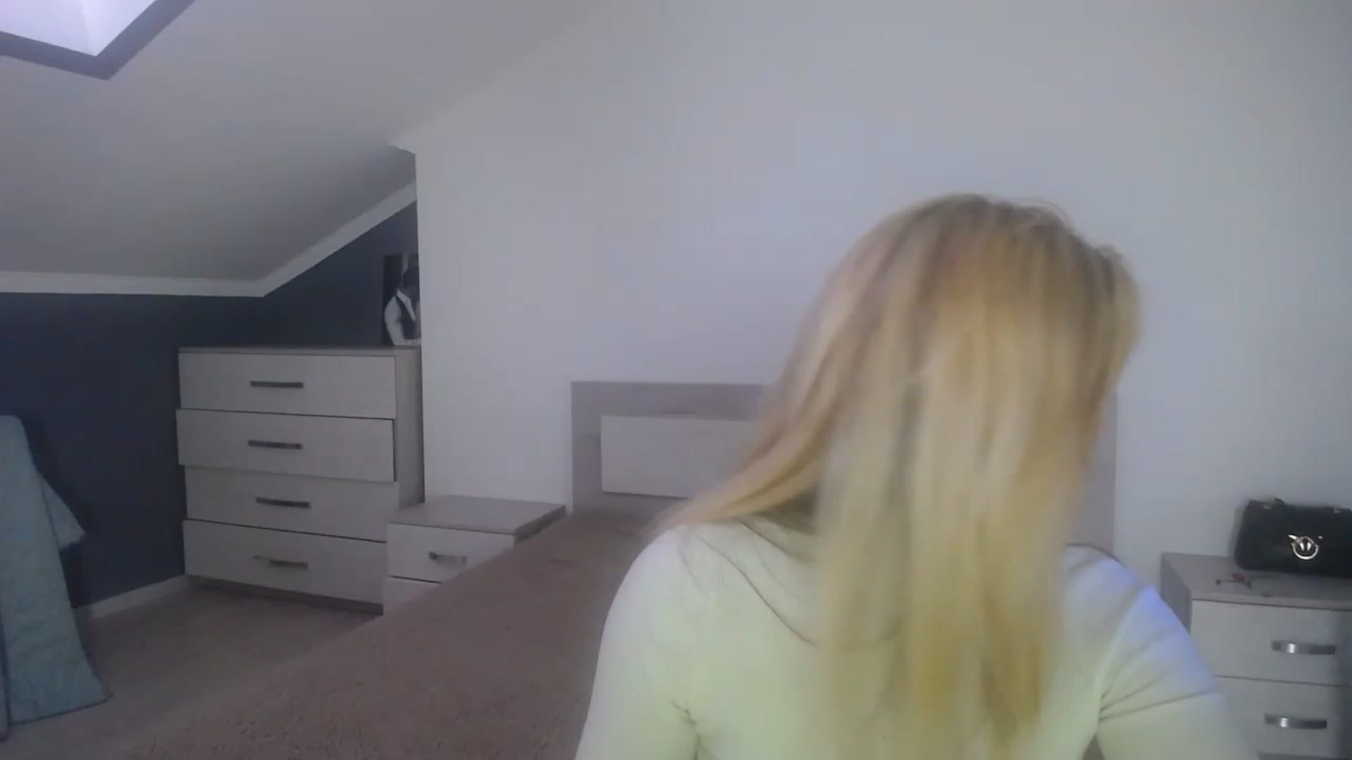 Gallery image thumbnail from Jane_Cooper's myfreecams stream on, 01/06/2023, 08:53 image 3 of 20