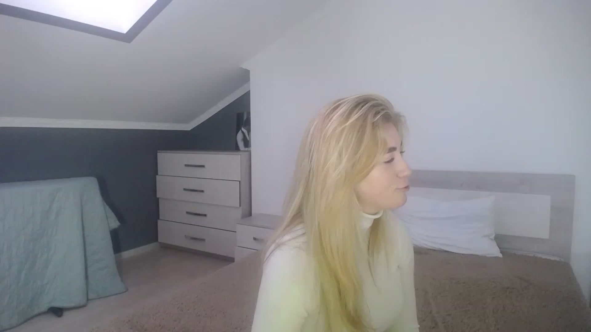 Gallery image thumbnail from Jane_Cooper's myfreecams stream on, 01/06/2023, 08:53 image 18 of 20