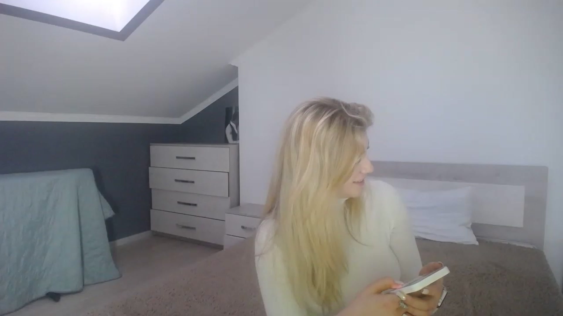 Gallery image thumbnail from Jane_Cooper's myfreecams stream on, 01/06/2023, 08:53 image 15 of 20