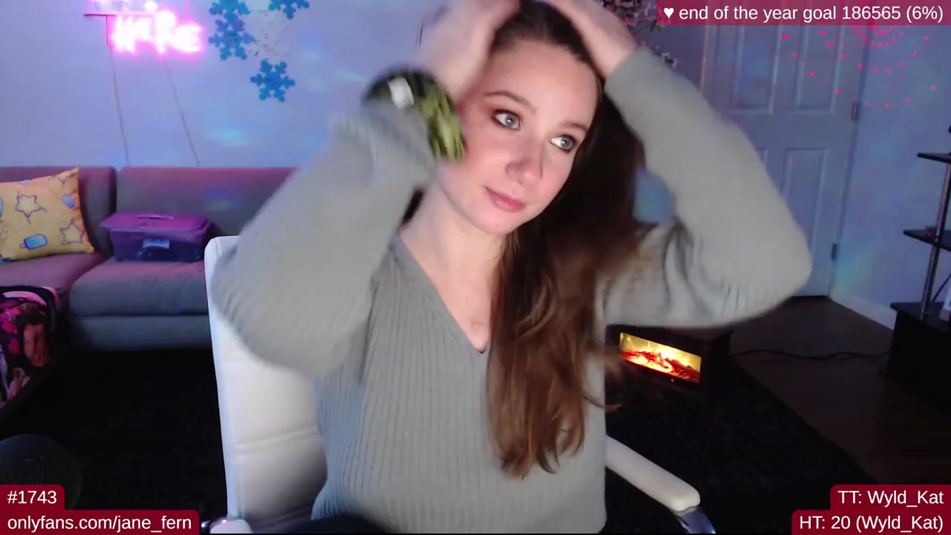 Gallery image thumbnail from Jane_Fern's myfreecams stream on, 12/07/2022, 05:14 image 3 of 20