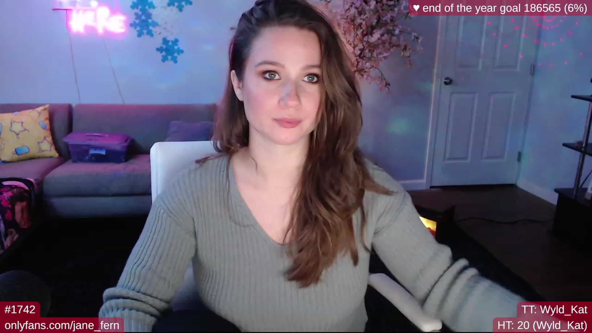 Gallery image thumbnail from Jane_Fern's myfreecams stream on, 12/07/2022, 05:14 image 2 of 20