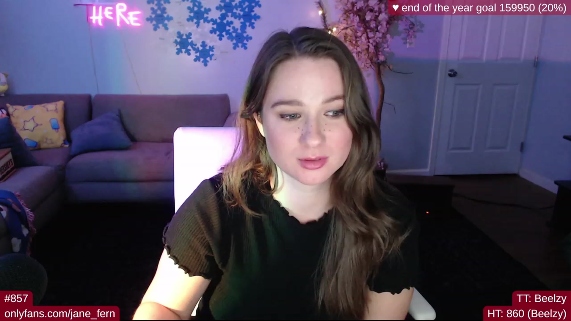 Gallery image thumbnail from Jane_Fern's myfreecams stream on, 12/16/2022, 06:54 image 10 of 20