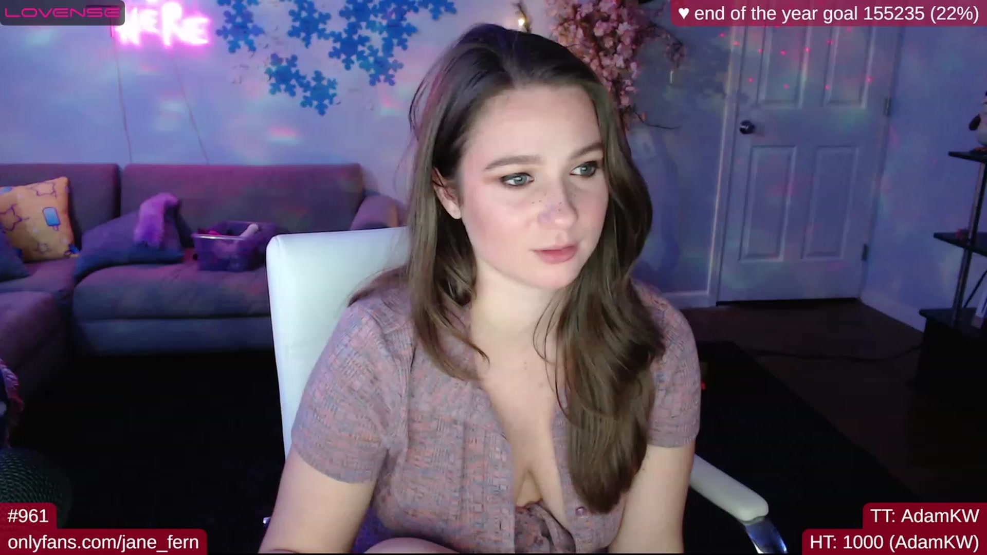 Gallery image thumbnail from Jane_Fern's myfreecams stream on, 12/20/2022, 05:22 image 15 of 20