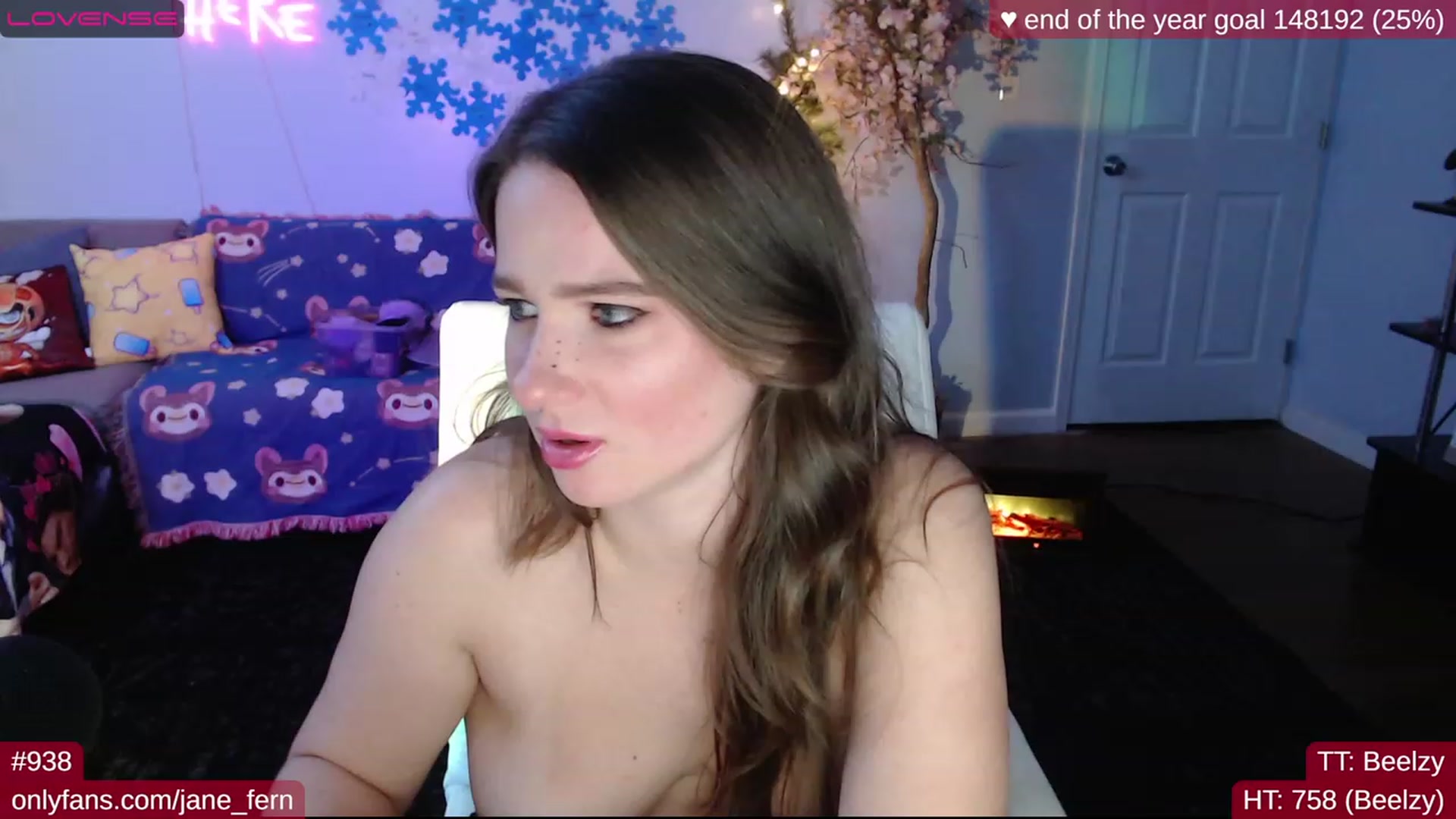 Gallery image thumbnail from Jane_Fern's myfreecams stream on, 12/23/2022, 05:52 image 12 of 20