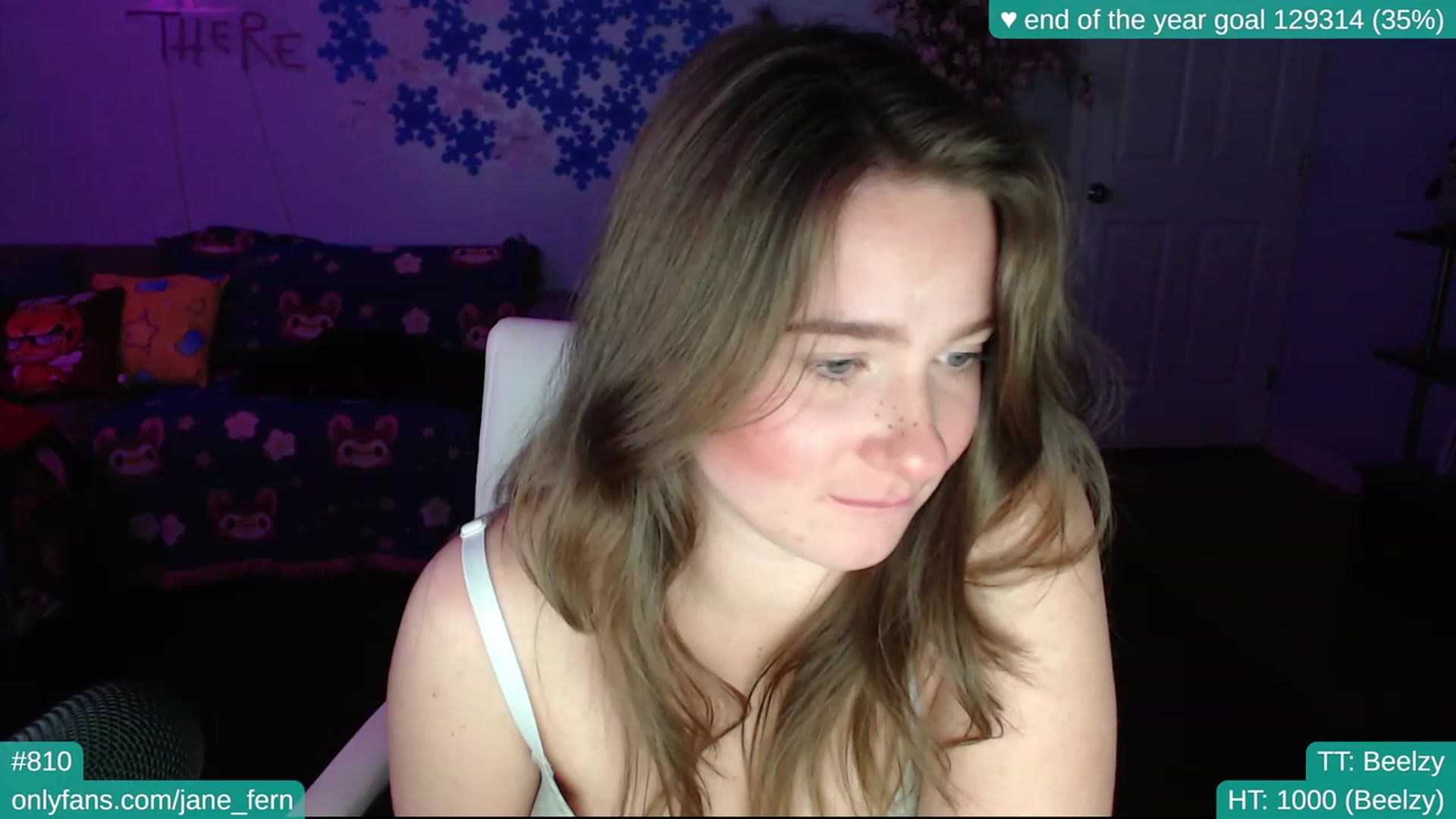 Gallery image thumbnail from Jane_Fern's myfreecams stream on, 12/30/2022, 06:19 image 14 of 20