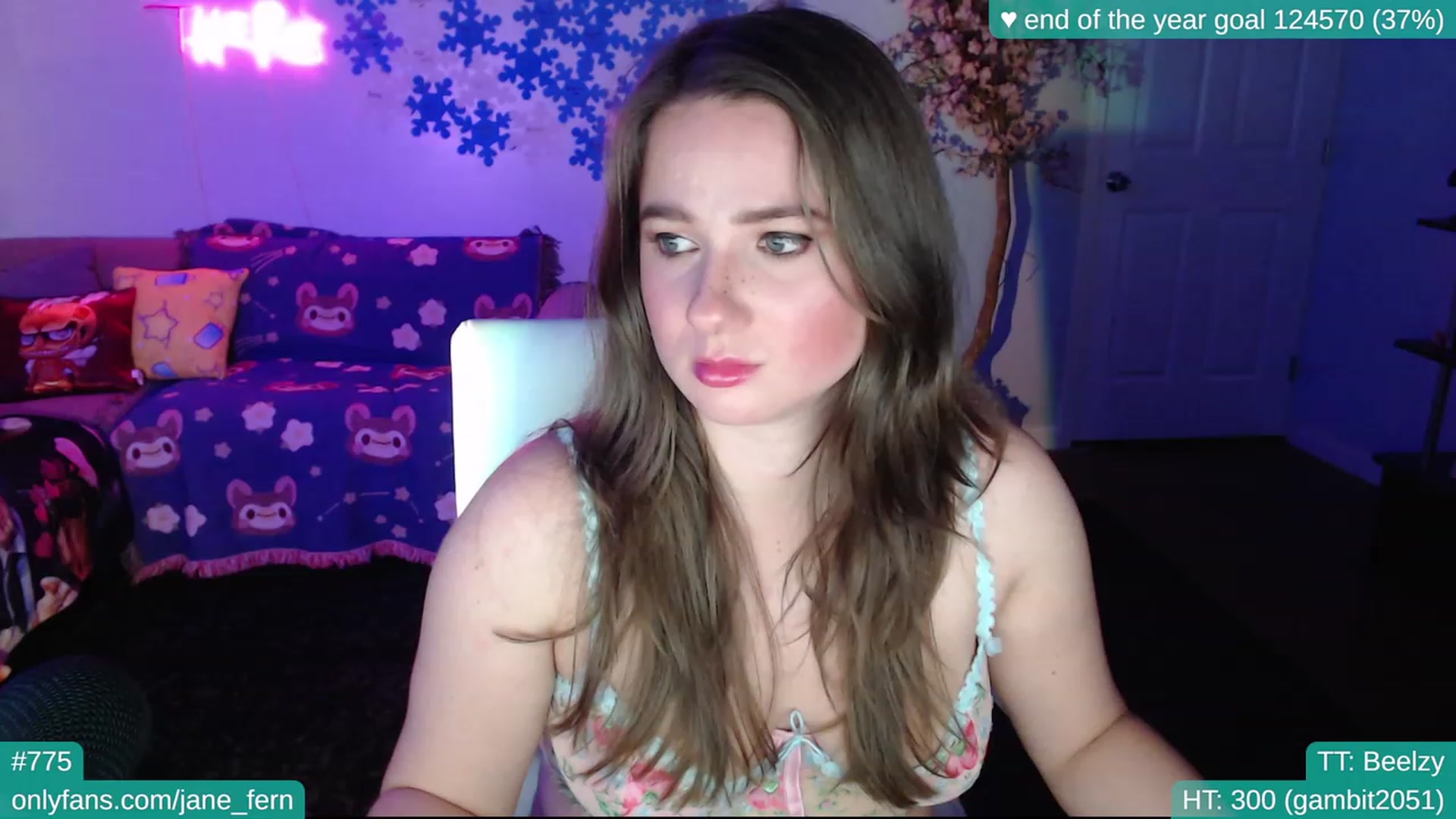 Gallery image thumbnail from Jane_Fern's myfreecams stream on, 12/31/2022, 04:02 image 17 of 20
