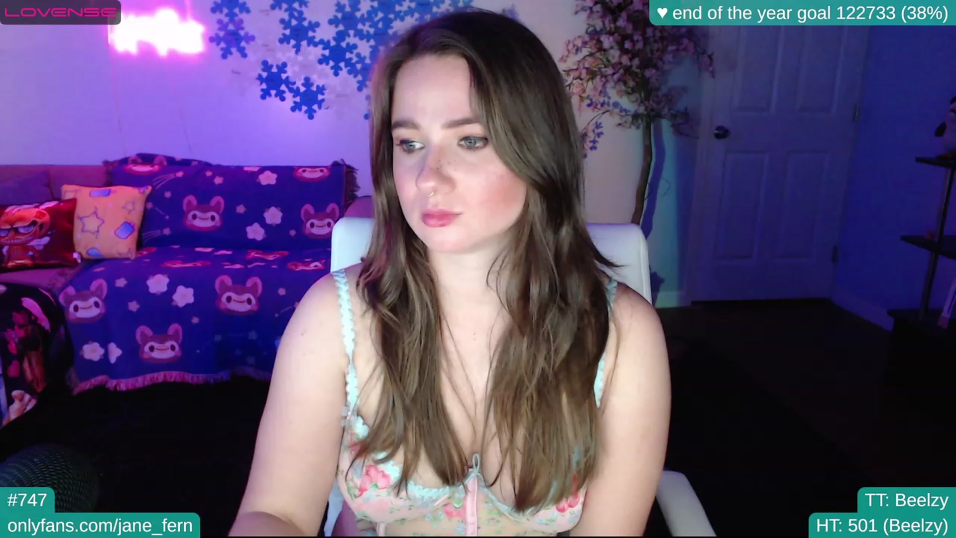 Gallery image thumbnail from Jane_Fern's myfreecams stream on, 12/31/2022, 05:47 image 2 of 20