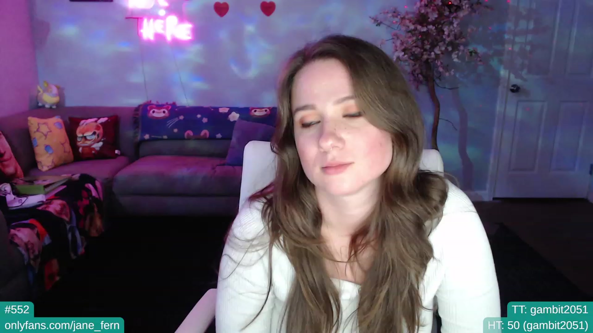 Gallery image thumbnail from Jane_Fern's myfreecams stream on, 01/19/2023, 04:51 image 10 of 20