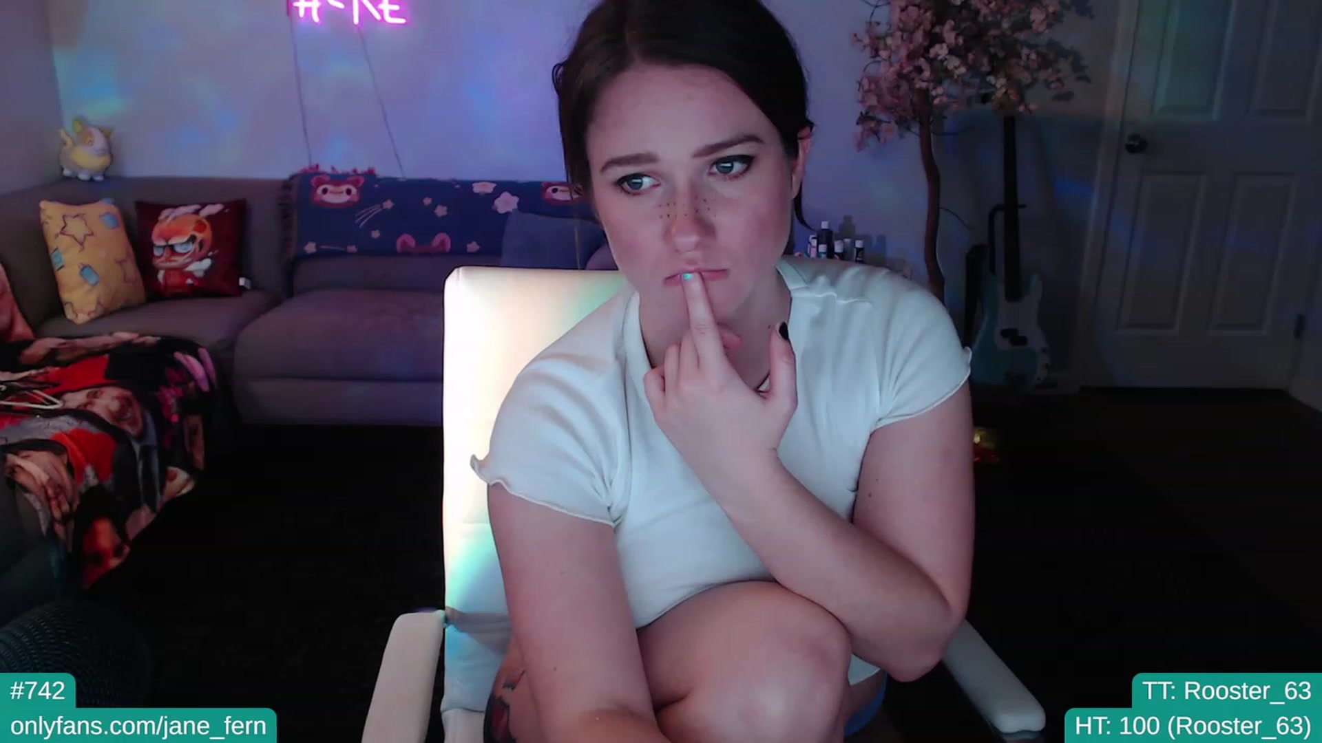 Gallery image thumbnail from Jane_Fern's myfreecams stream on, 01/26/2023, 04:40 image 14 of 20