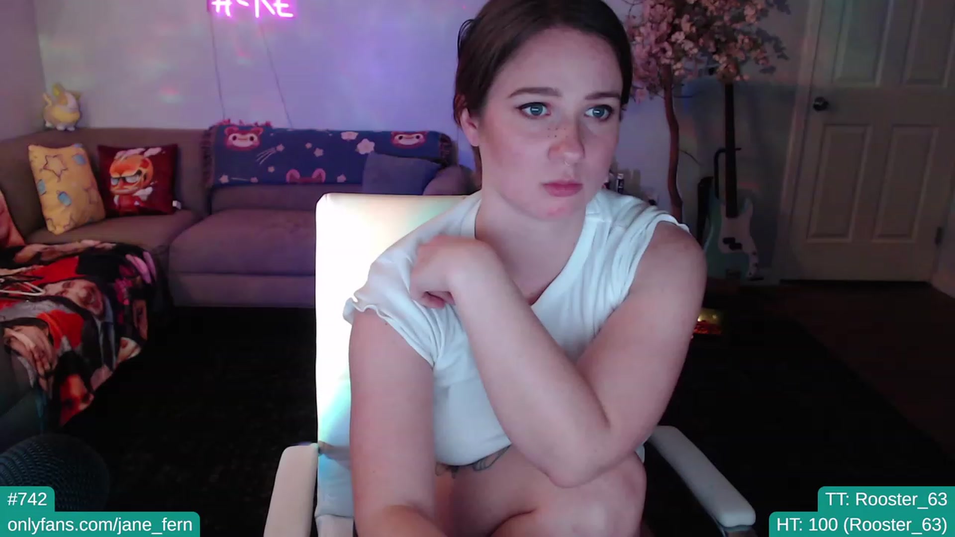 Gallery image thumbnail from Jane_Fern's myfreecams stream on, 01/26/2023, 04:40 image 15 of 20