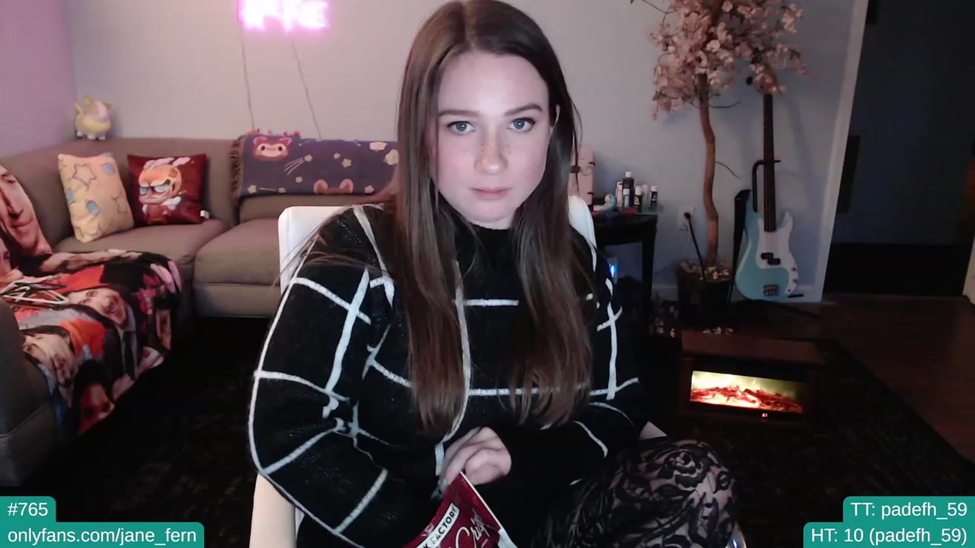 Gallery image thumbnail from Jane_Fern's myfreecams stream on, 01/26/2023, 23:59 image 6 of 20