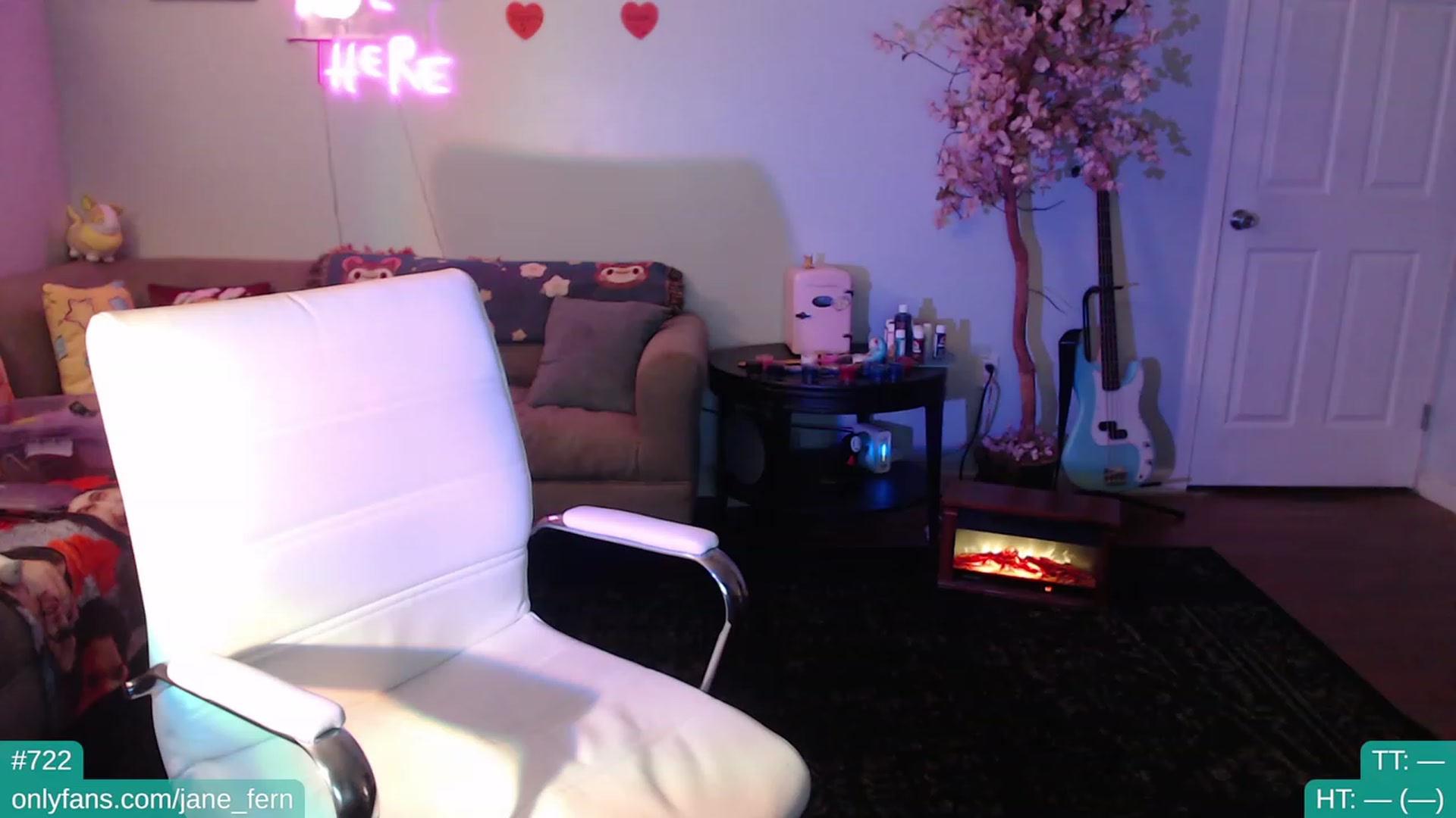 Gallery image thumbnail from Jane_Fern's myfreecams stream on, 01/30/2023, 03:54 image 2 of 20