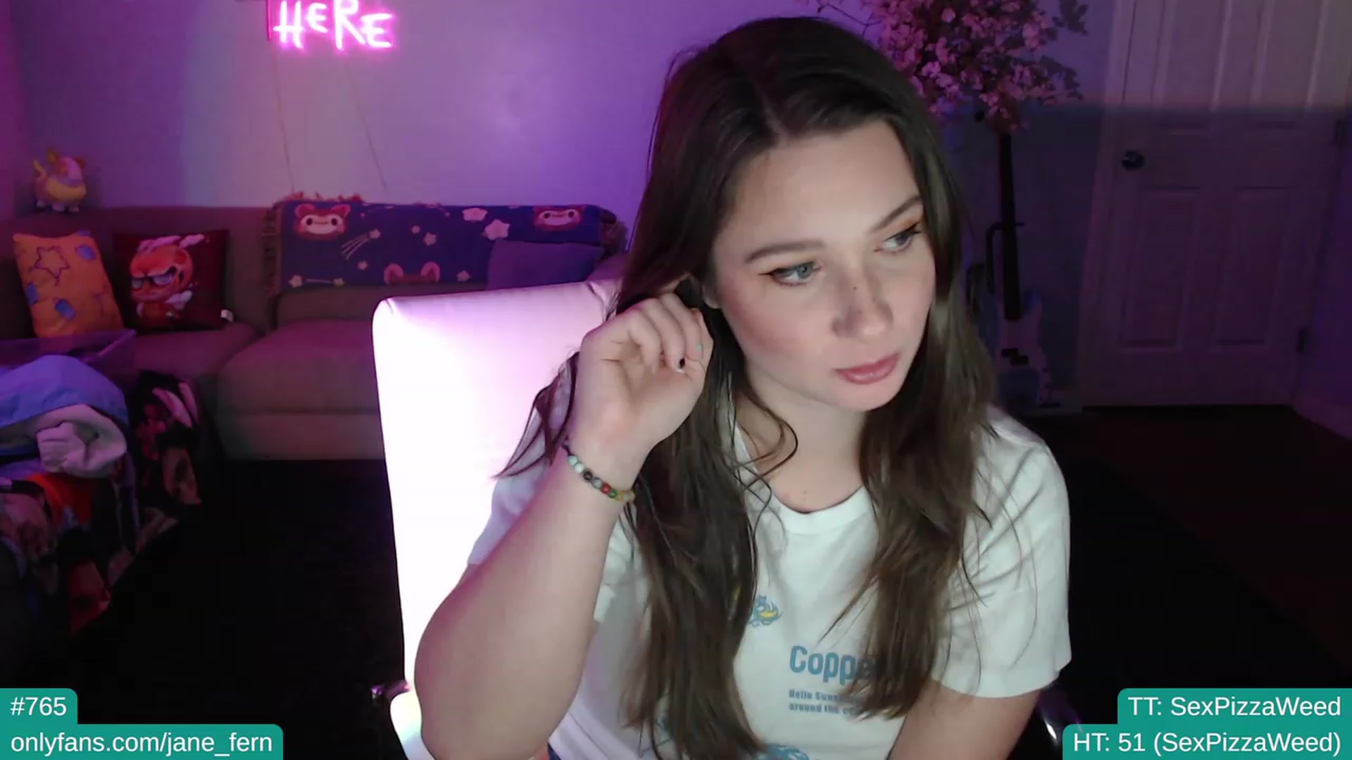 Gallery image thumbnail from Jane_Fern's myfreecams stream on, 02/01/2023, 03:34 image 7 of 20