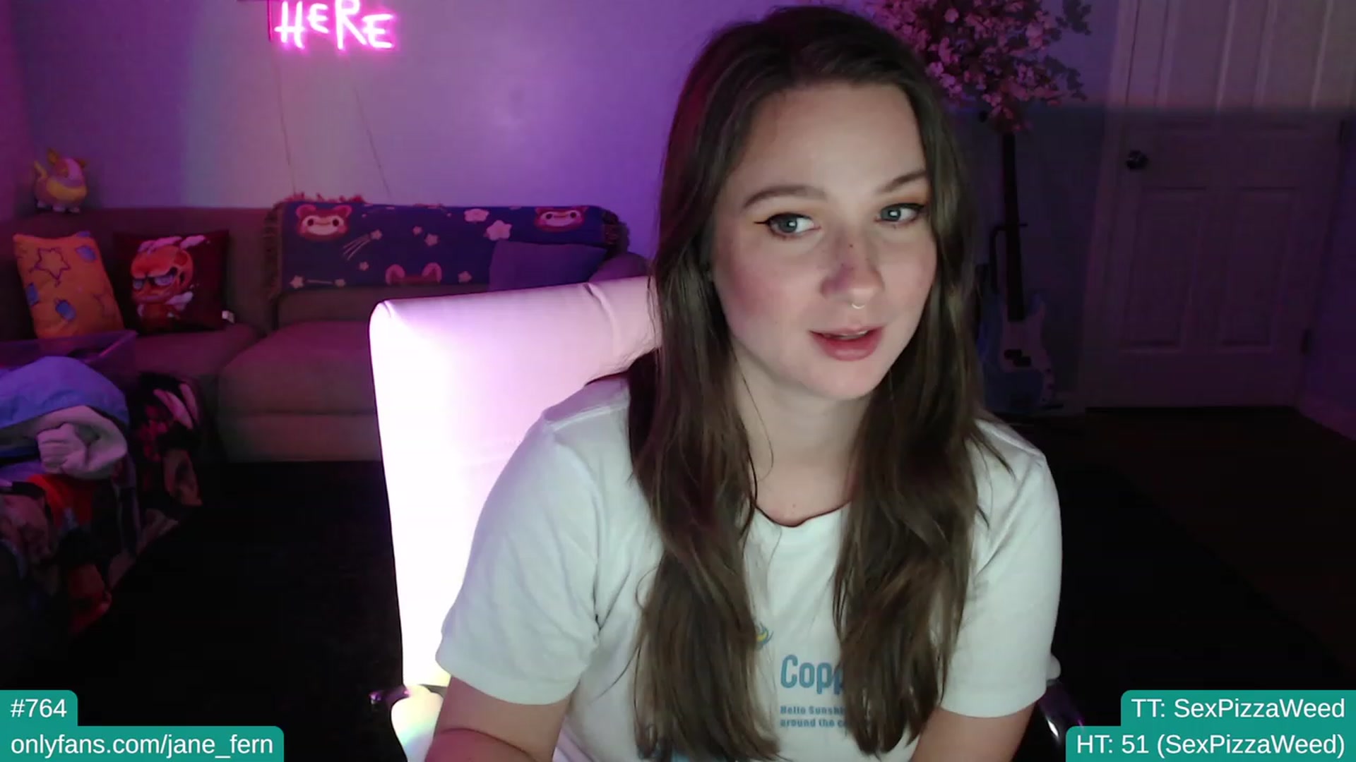 Gallery image thumbnail from Jane_Fern's myfreecams stream on, 02/01/2023, 03:34 image 3 of 20
