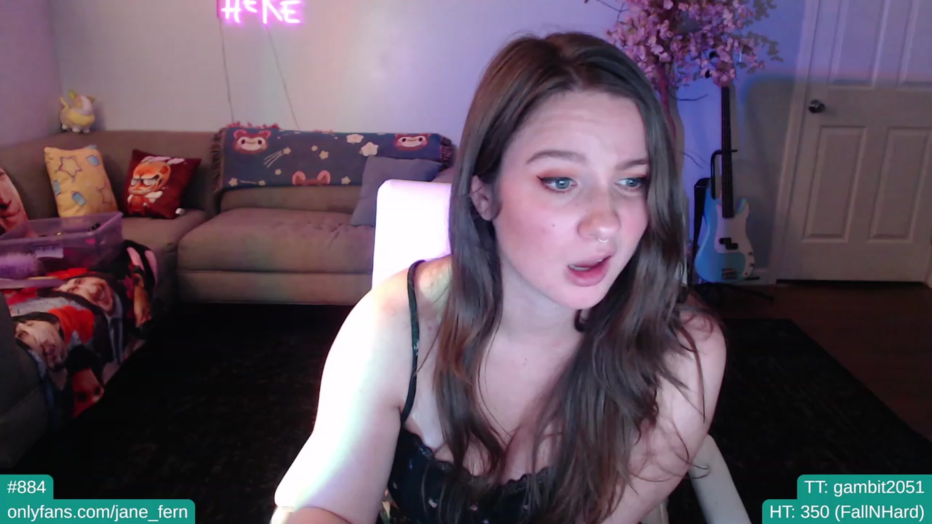 Gallery image thumbnail from Jane_Fern's myfreecams stream on, 02/03/2023, 01:15 image 5 of 20