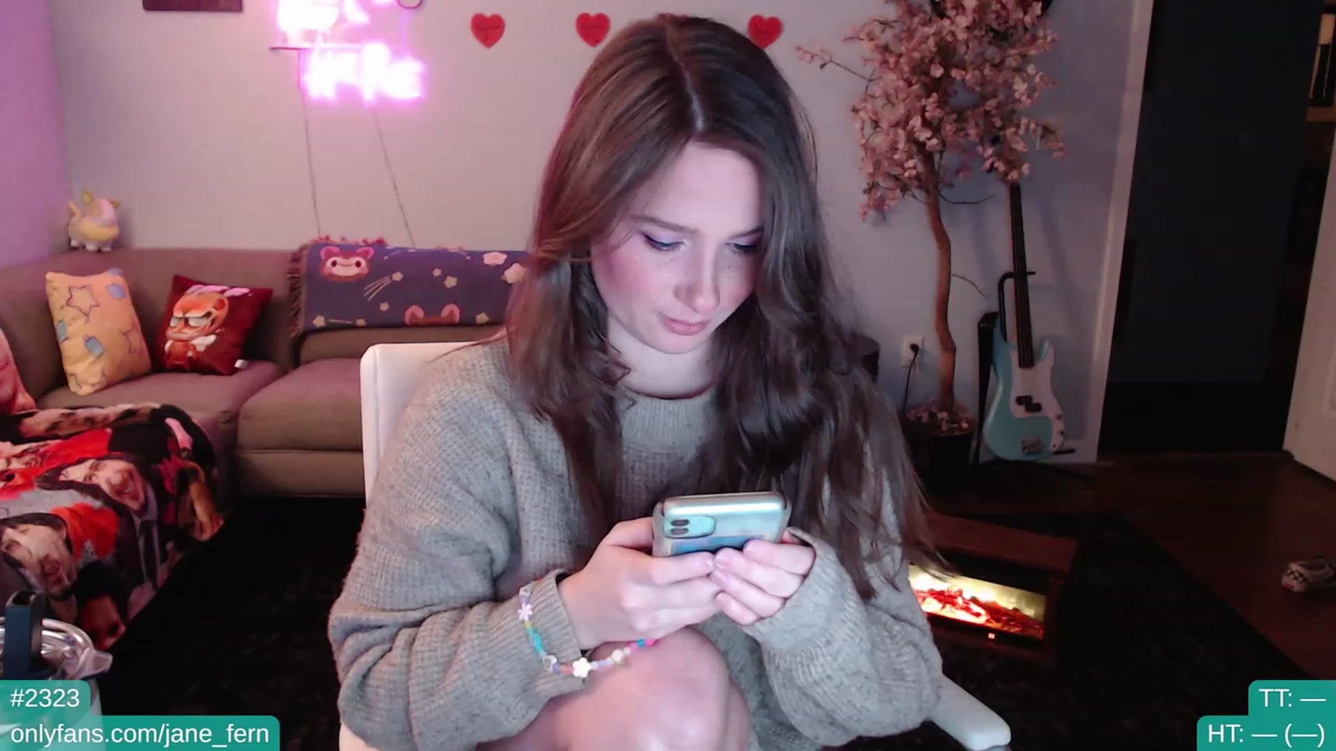 Gallery image thumbnail from Jane_Fern's myfreecams stream on, 02/07/2023, 02:58 image 2 of 20