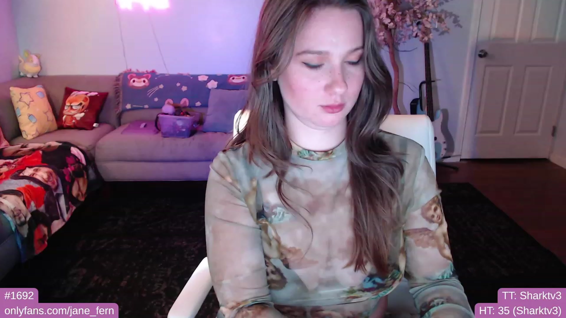 Gallery image thumbnail from Jane_Fern's myfreecams stream on, 02/10/2023, 01:34 image 1 of 20