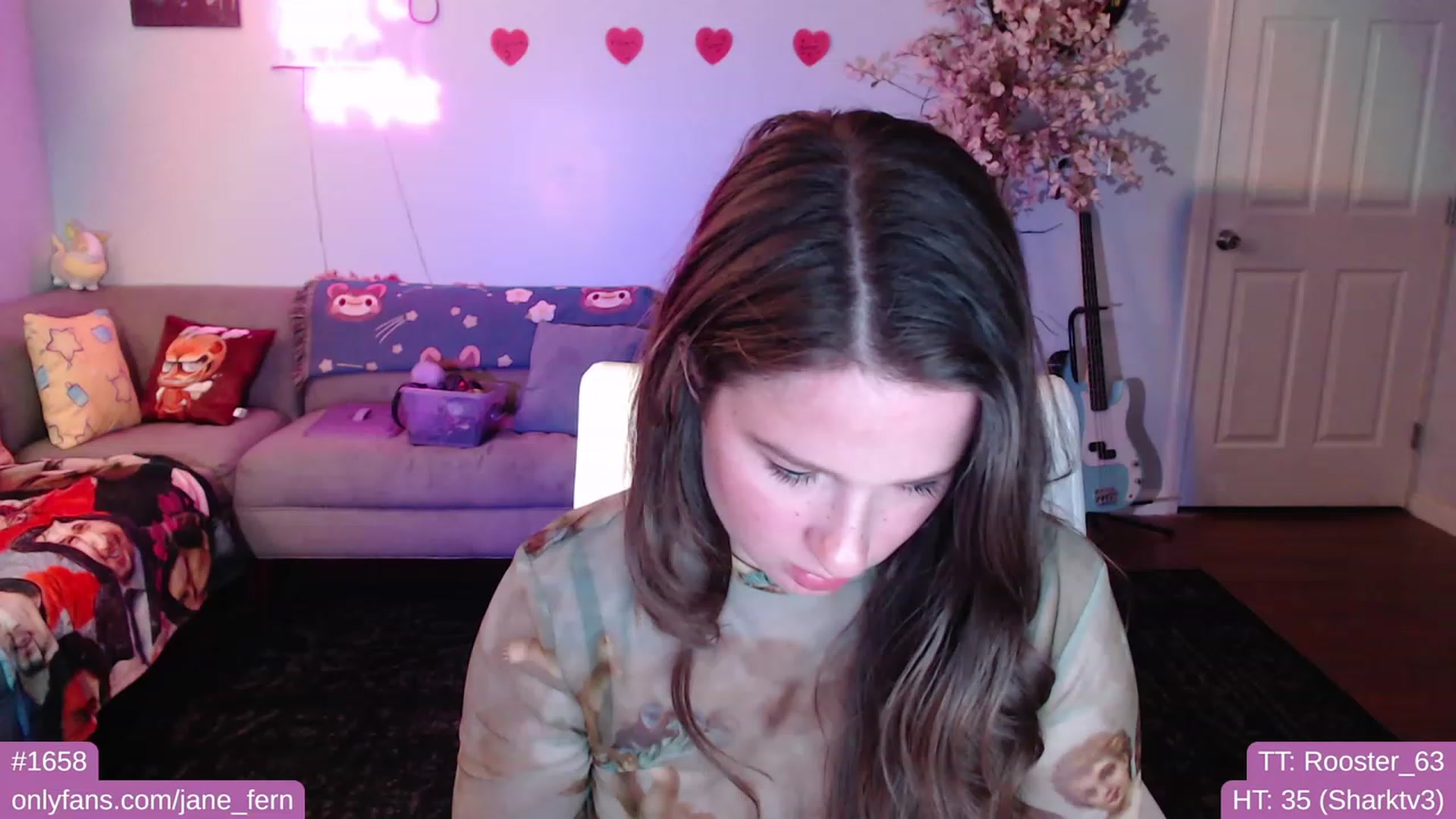 Gallery image thumbnail from Jane_Fern's myfreecams stream on, 02/10/2023, 01:34 image 6 of 20