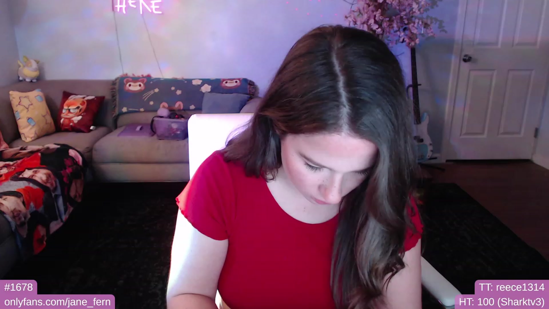 Gallery image thumbnail from Jane_Fern's myfreecams stream on, 02/11/2023, 01:56 image 3 of 20