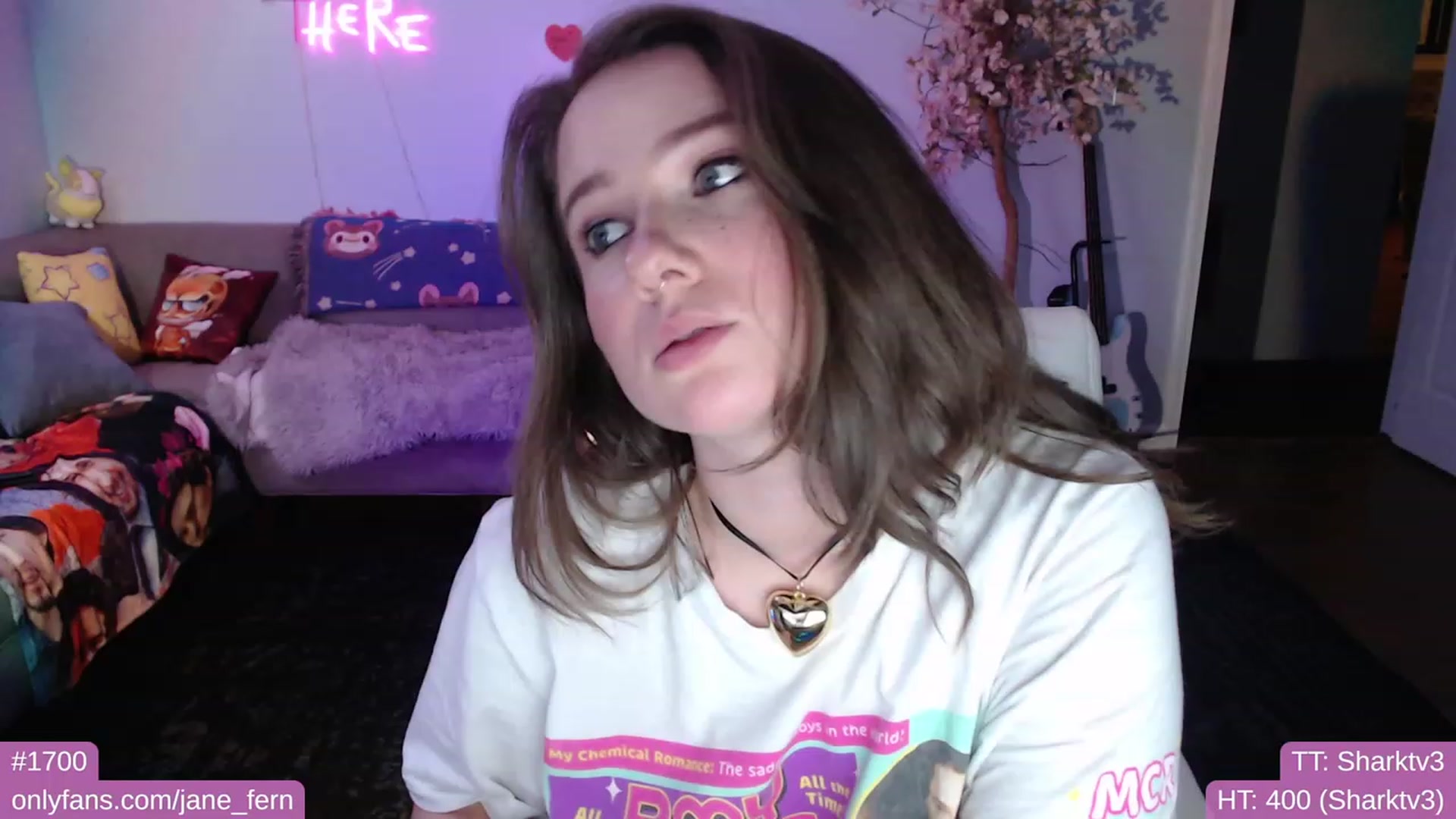 Gallery image thumbnail from Jane_Fern's myfreecams stream on, 02/17/2023, 02:26 image 14 of 20
