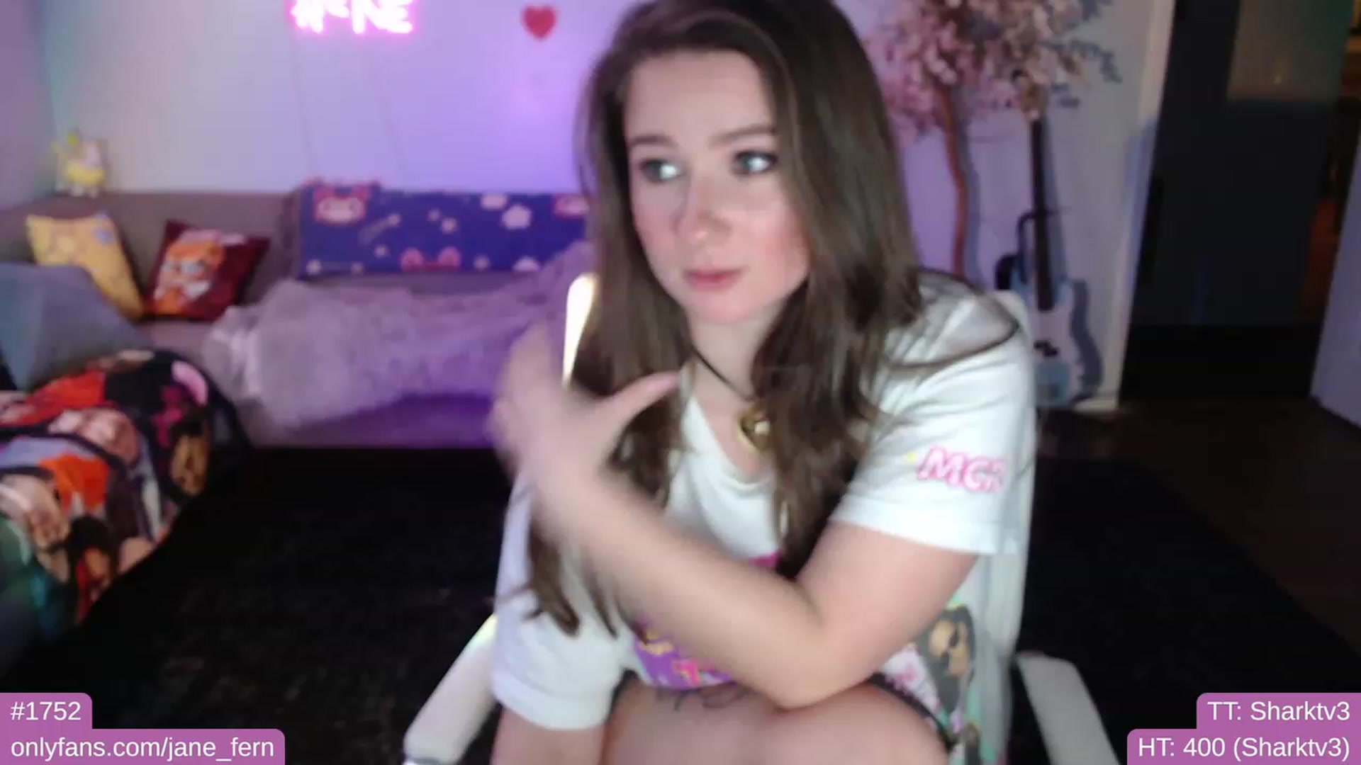 Gallery image thumbnail from Jane_Fern's myfreecams stream on, 02/17/2023, 02:26 image 9 of 20