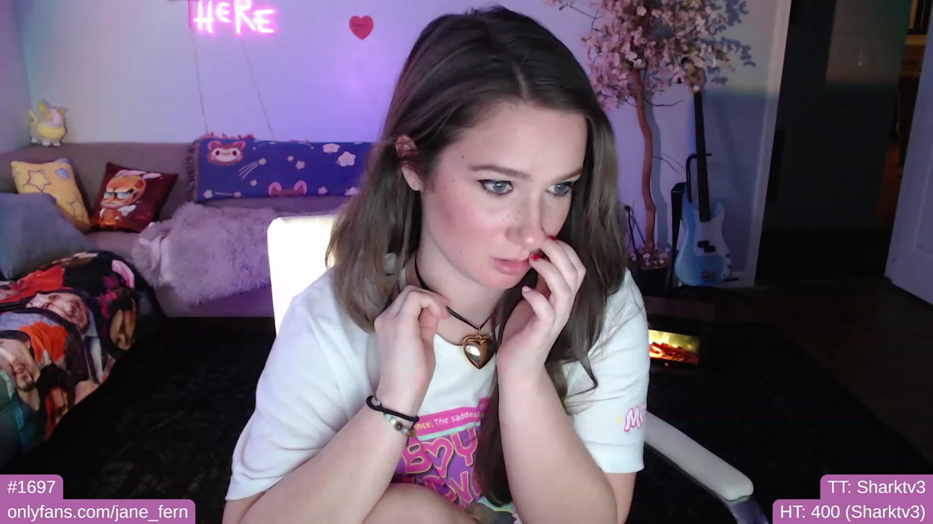 Gallery image thumbnail from Jane_Fern's myfreecams stream on, 02/17/2023, 02:26 image 15 of 20