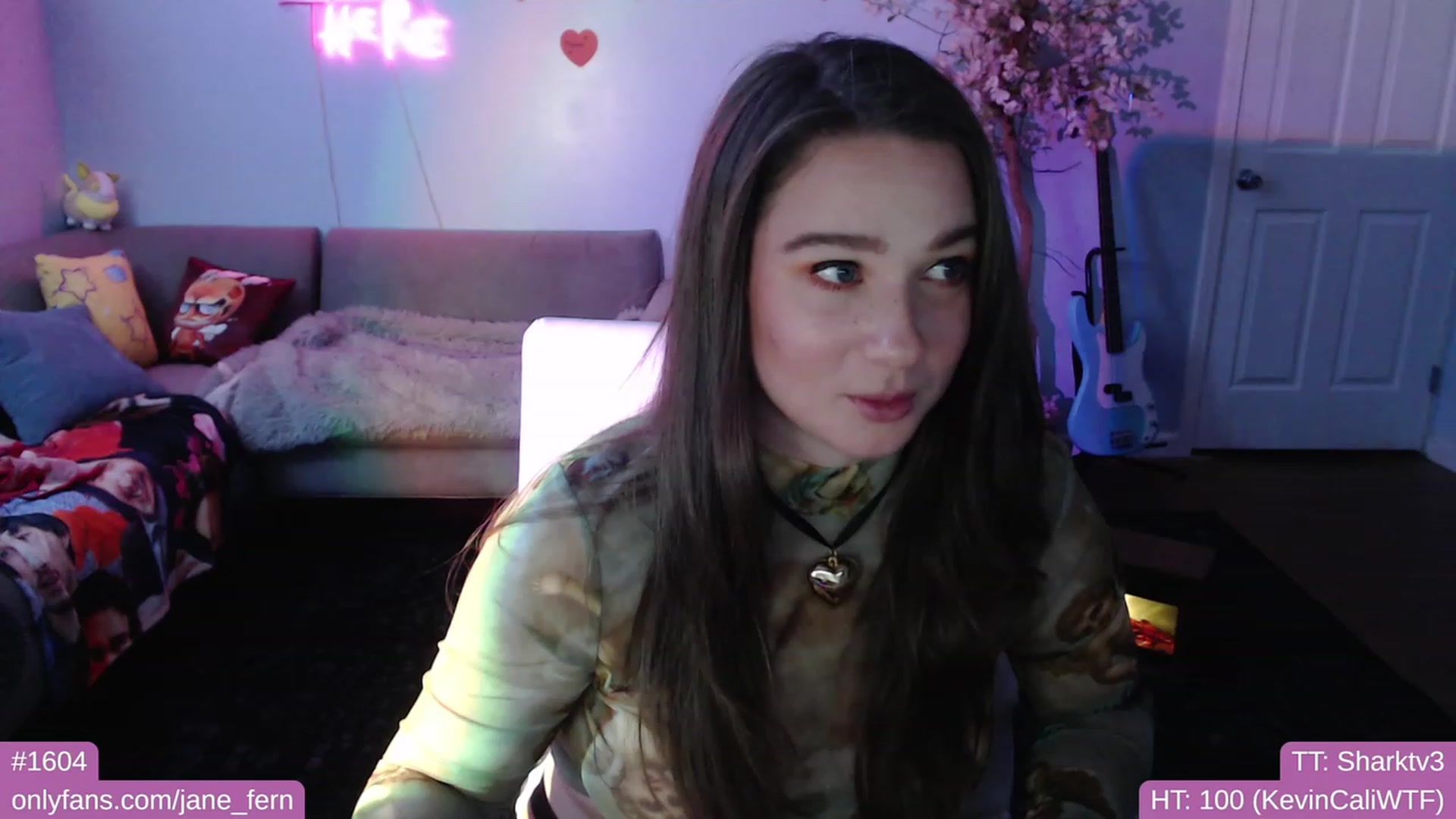 Gallery image thumbnail from Jane_Fern's myfreecams stream on, 02/23/2023, 02:54 image 7 of 20