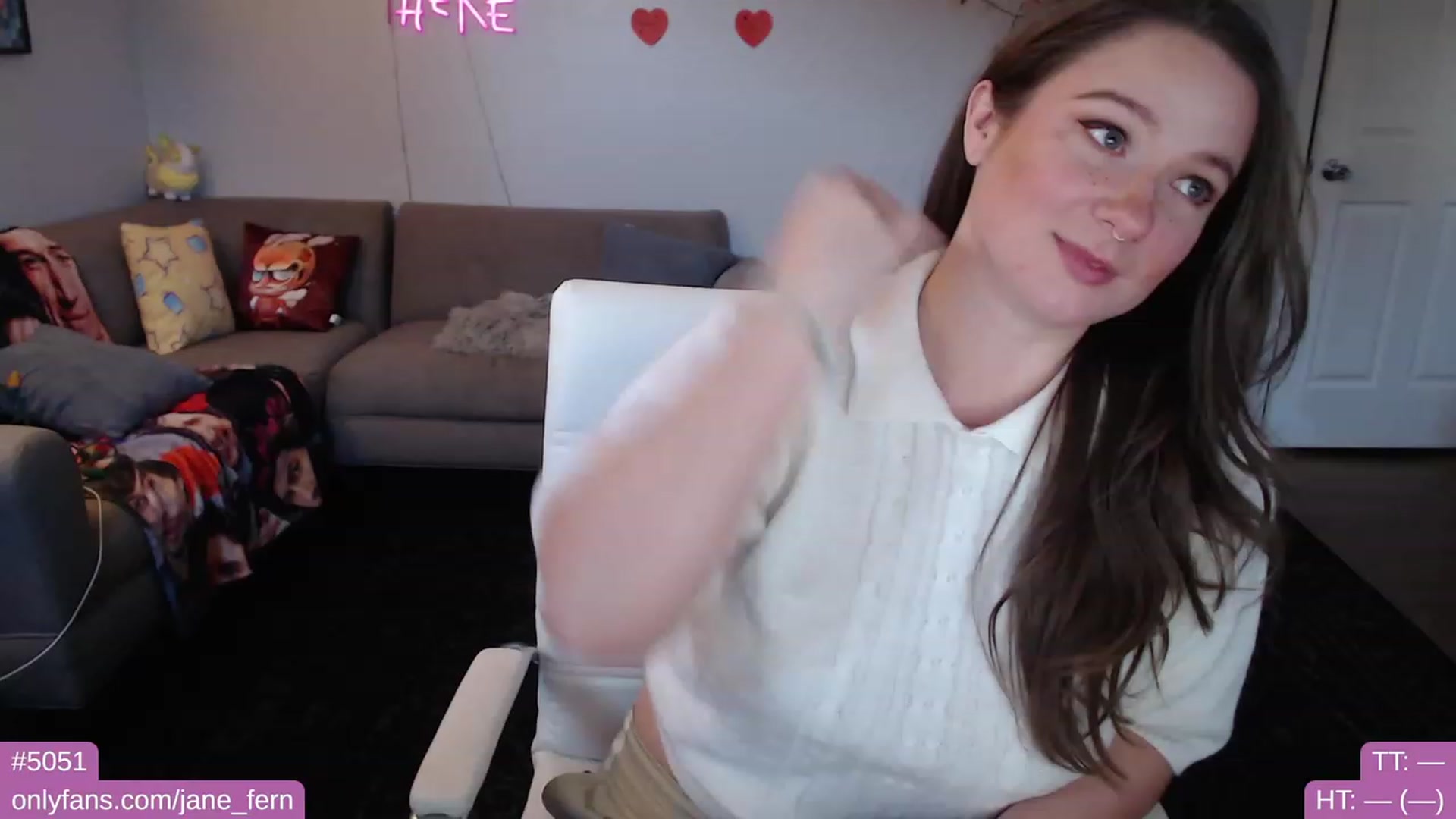 Gallery image thumbnail from Jane_Fern's myfreecams stream on, 03/08/2023, 22:51 image 12 of 20